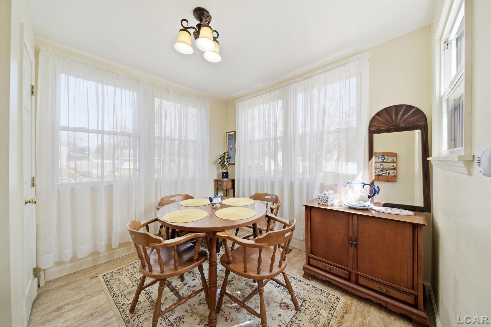 437 Oden Way, Adrian, MI, 49221