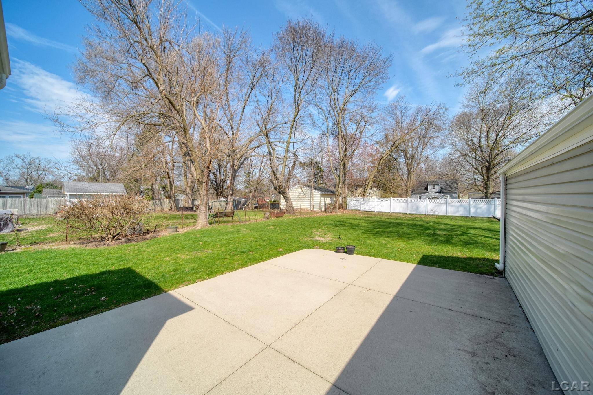 437 Oden Way, Adrian, MI, 49221