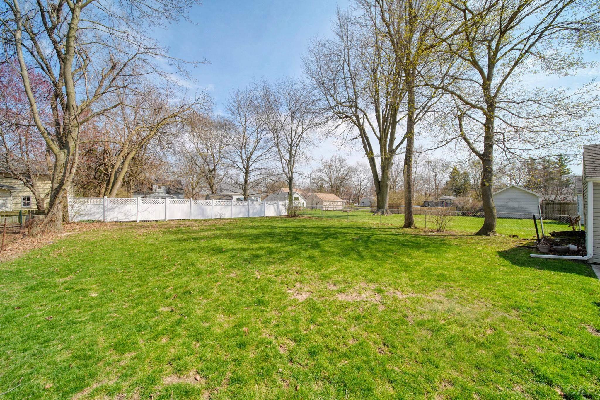 437 Oden Way, Adrian, MI, 49221