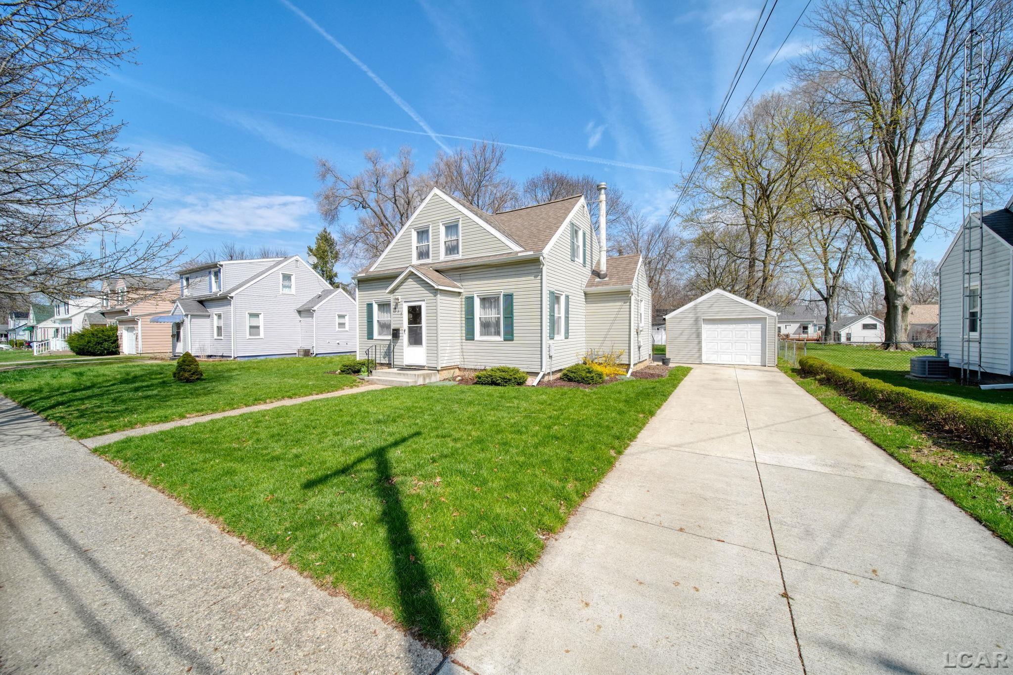 437 Oden Way, Adrian, MI, 49221