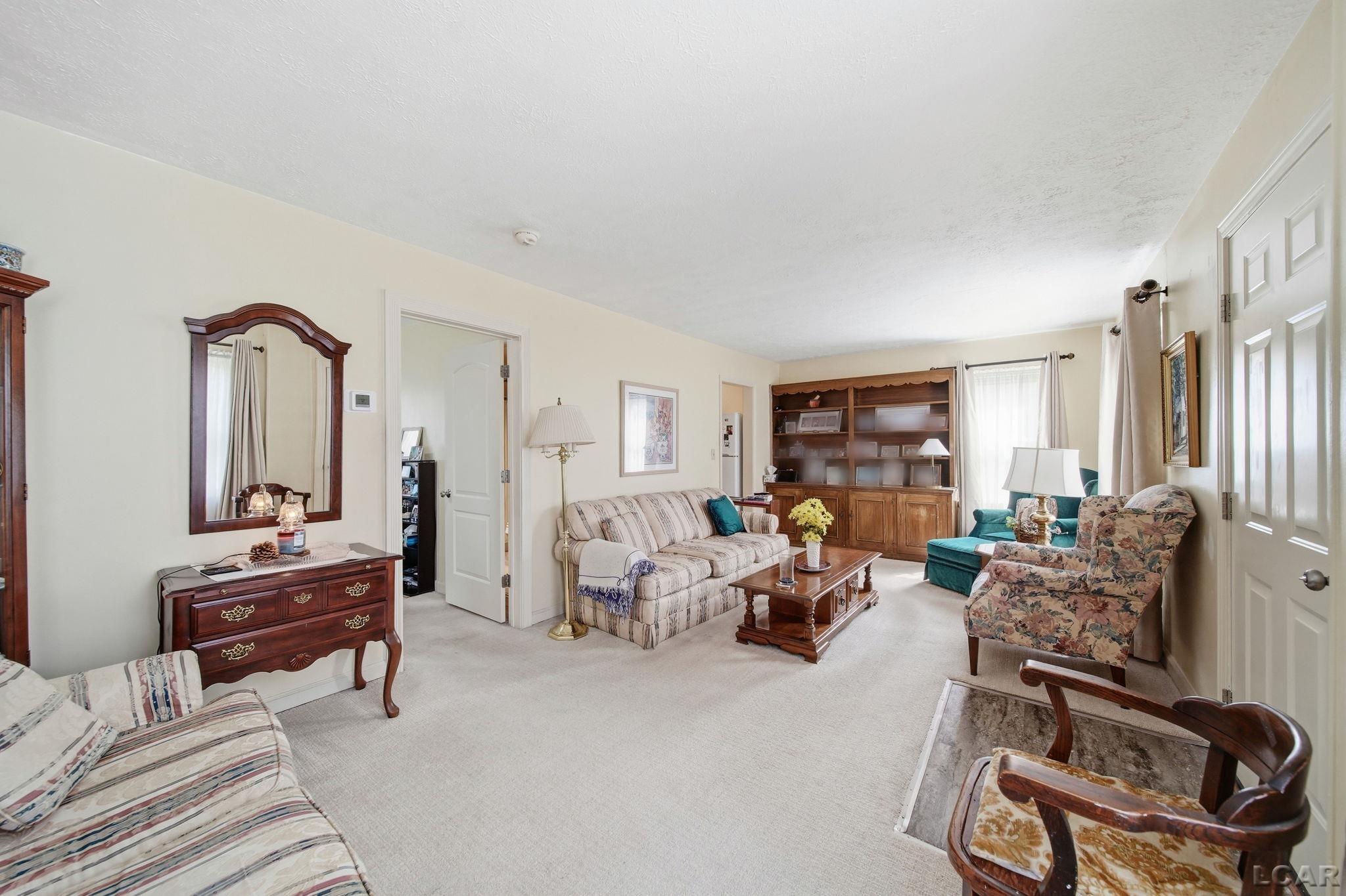 437 Oden Way, Adrian, MI, 49221