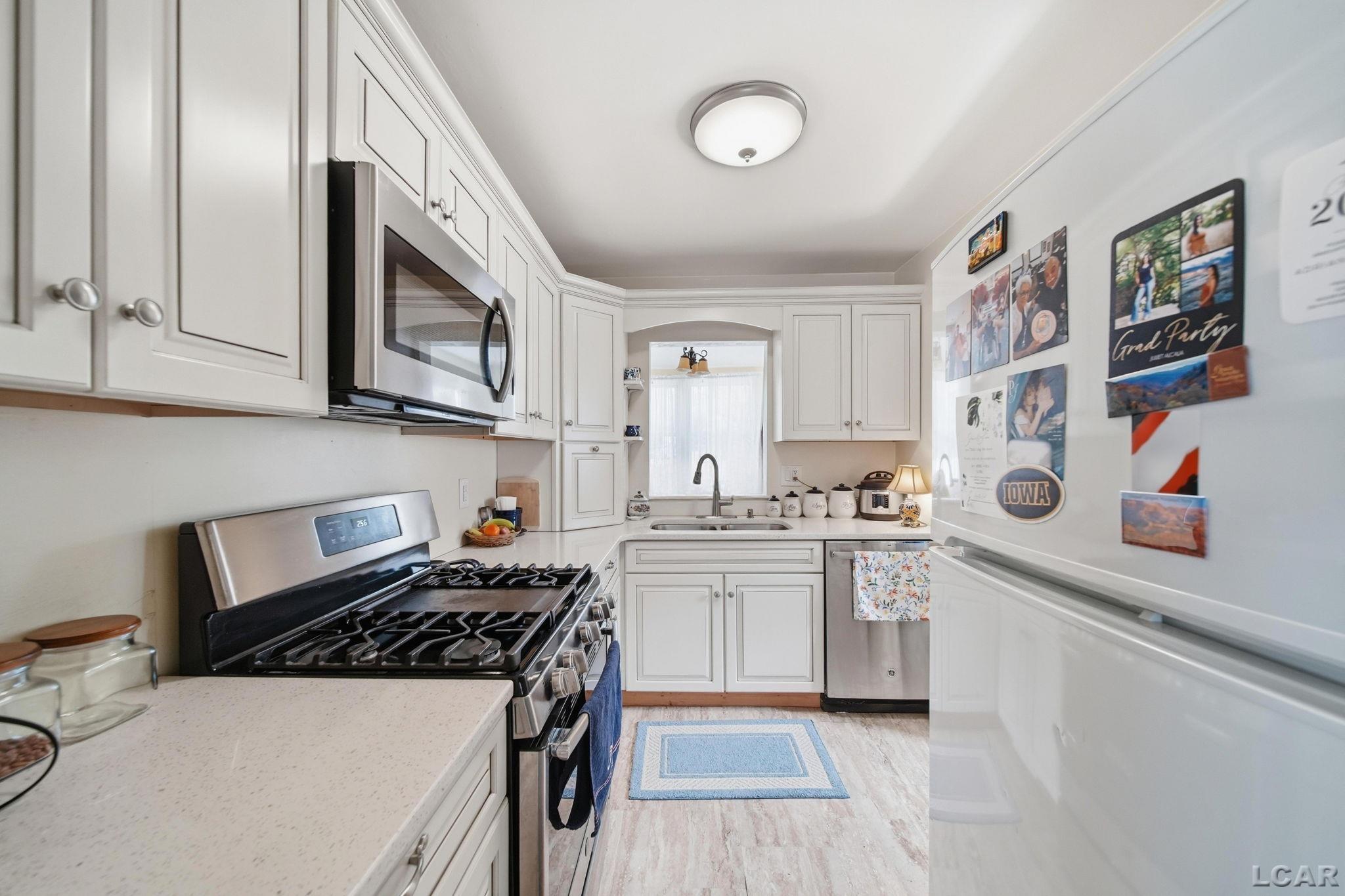 437 Oden Way, Adrian, MI, 49221