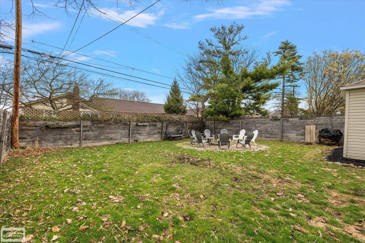 22617 Detour Street, Saint Clair Shores, MI, 48082