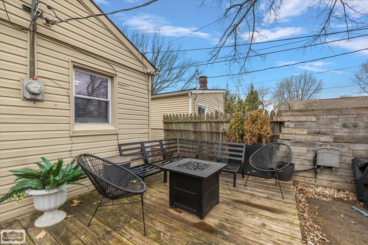 22617 Detour Street, Saint Clair Shores, MI, 48082