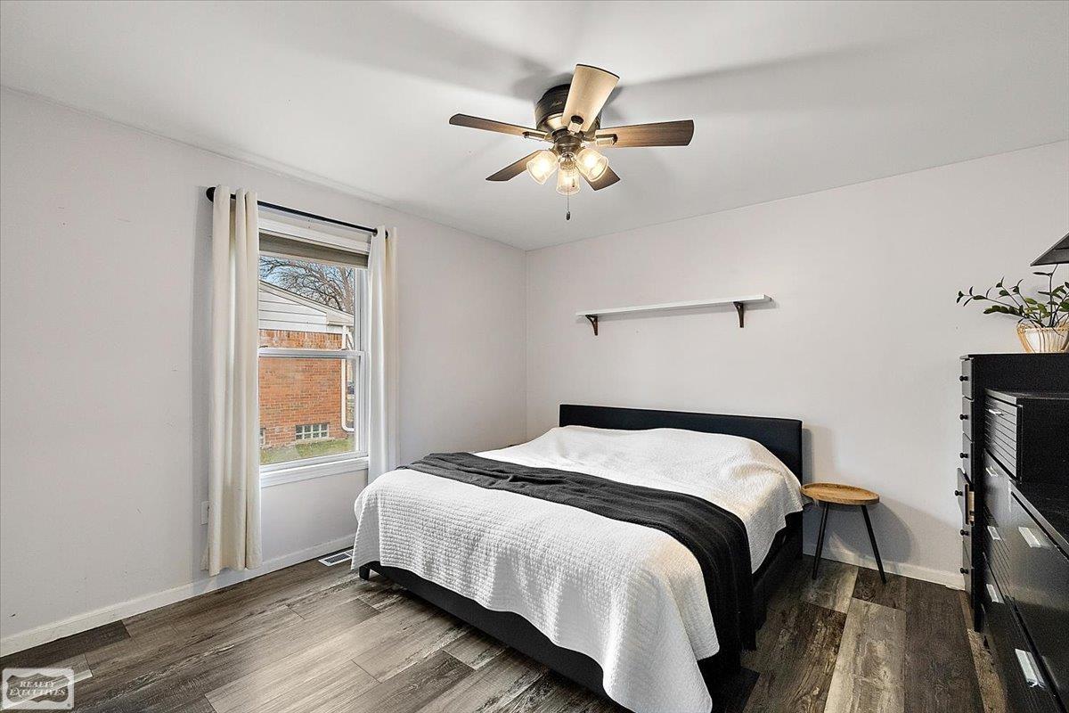 22617 Detour Street, Saint Clair Shores, MI, 48082