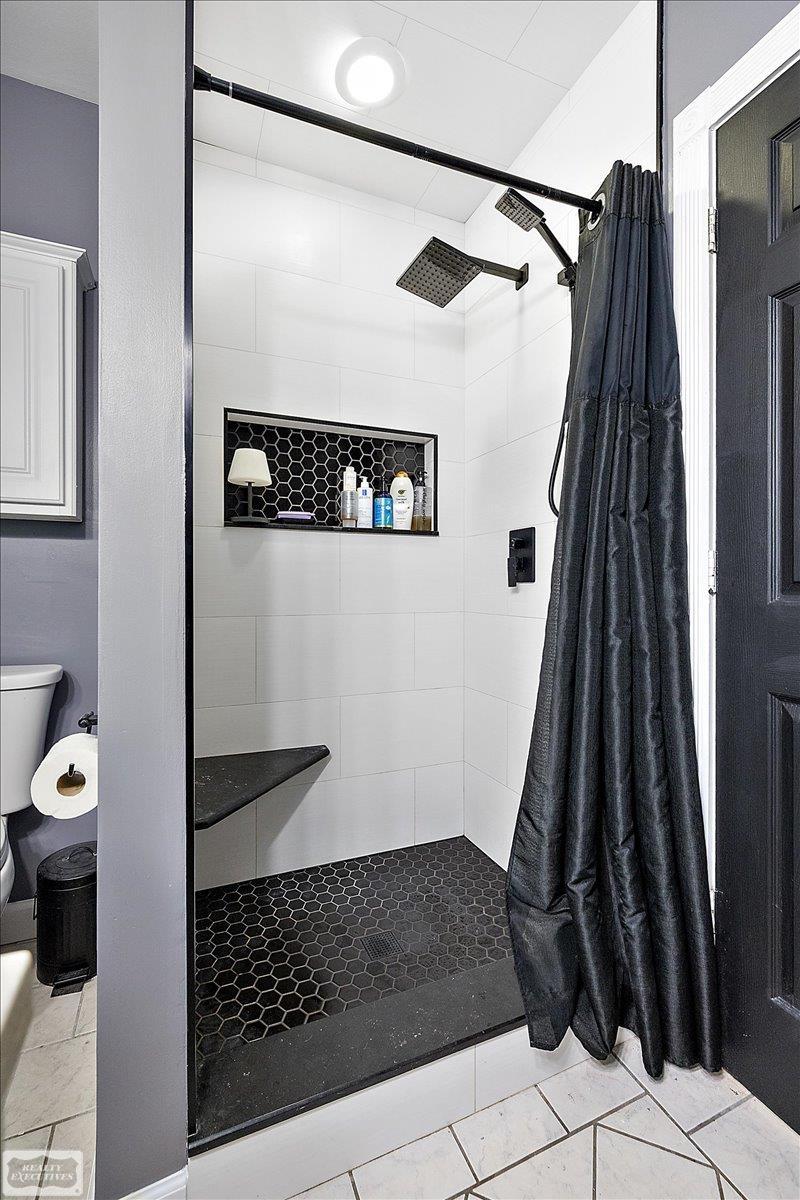 22617 Detour Street, Saint Clair Shores, MI, 48082