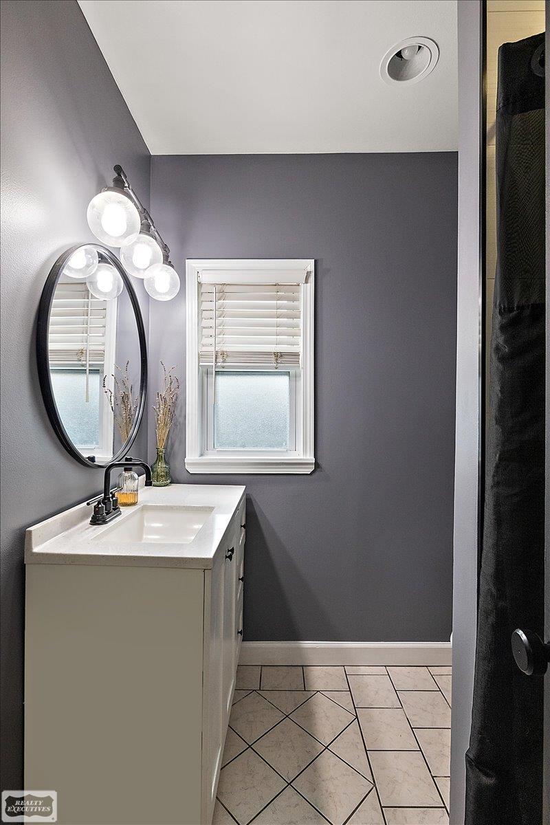 22617 Detour Street, Saint Clair Shores, MI, 48082