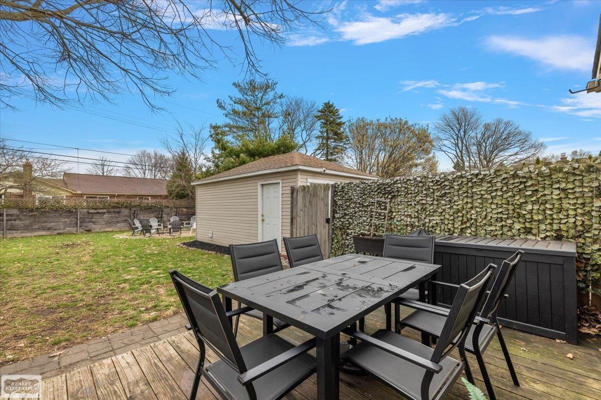 22617 Detour Street, Saint Clair Shores, MI, 48082