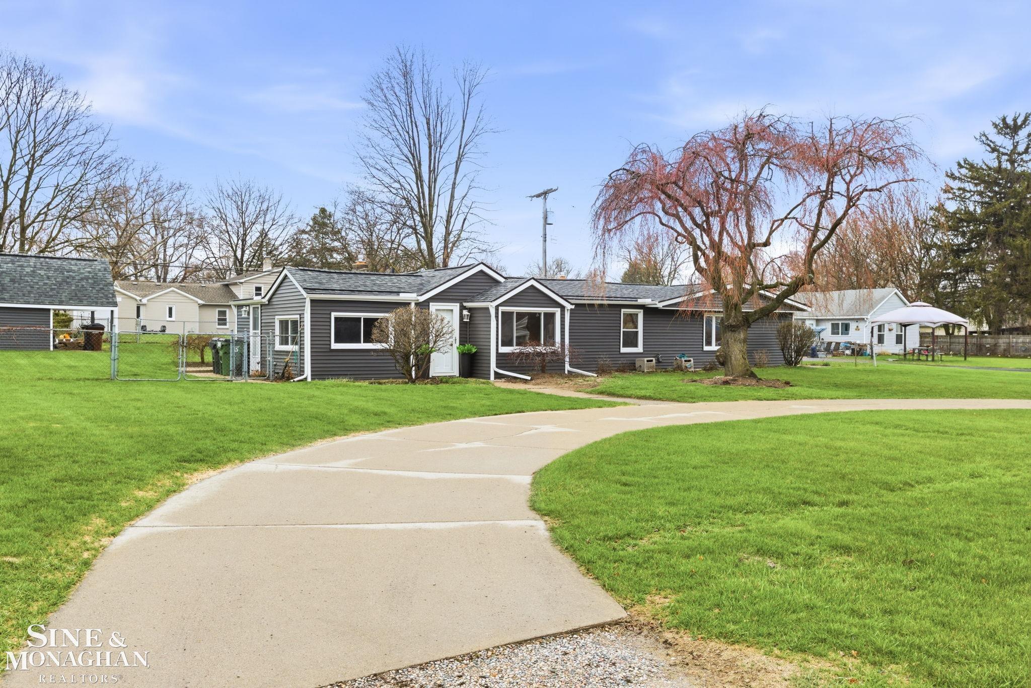 47811 Frederick Road, Shelby Twp, MI, 48317