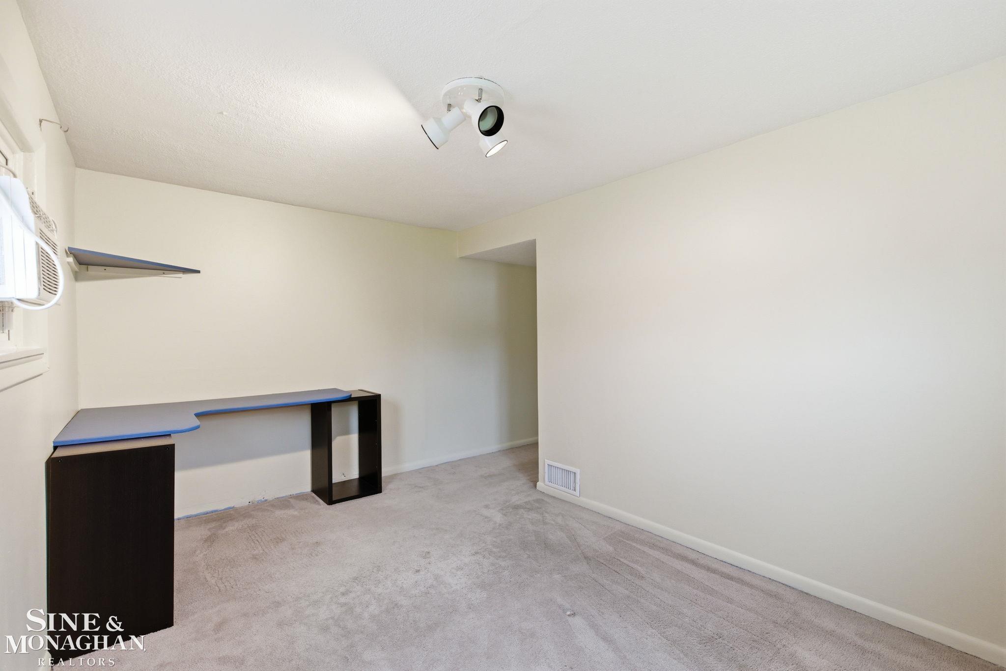 47811 Frederick Road, Shelby Twp, MI, 48317