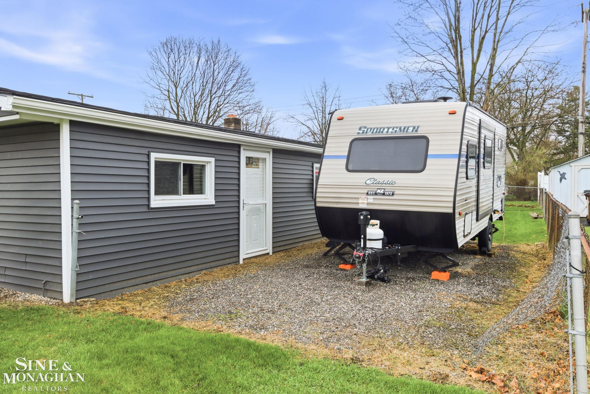 47811 Frederick Road, Shelby Twp, MI, 48317