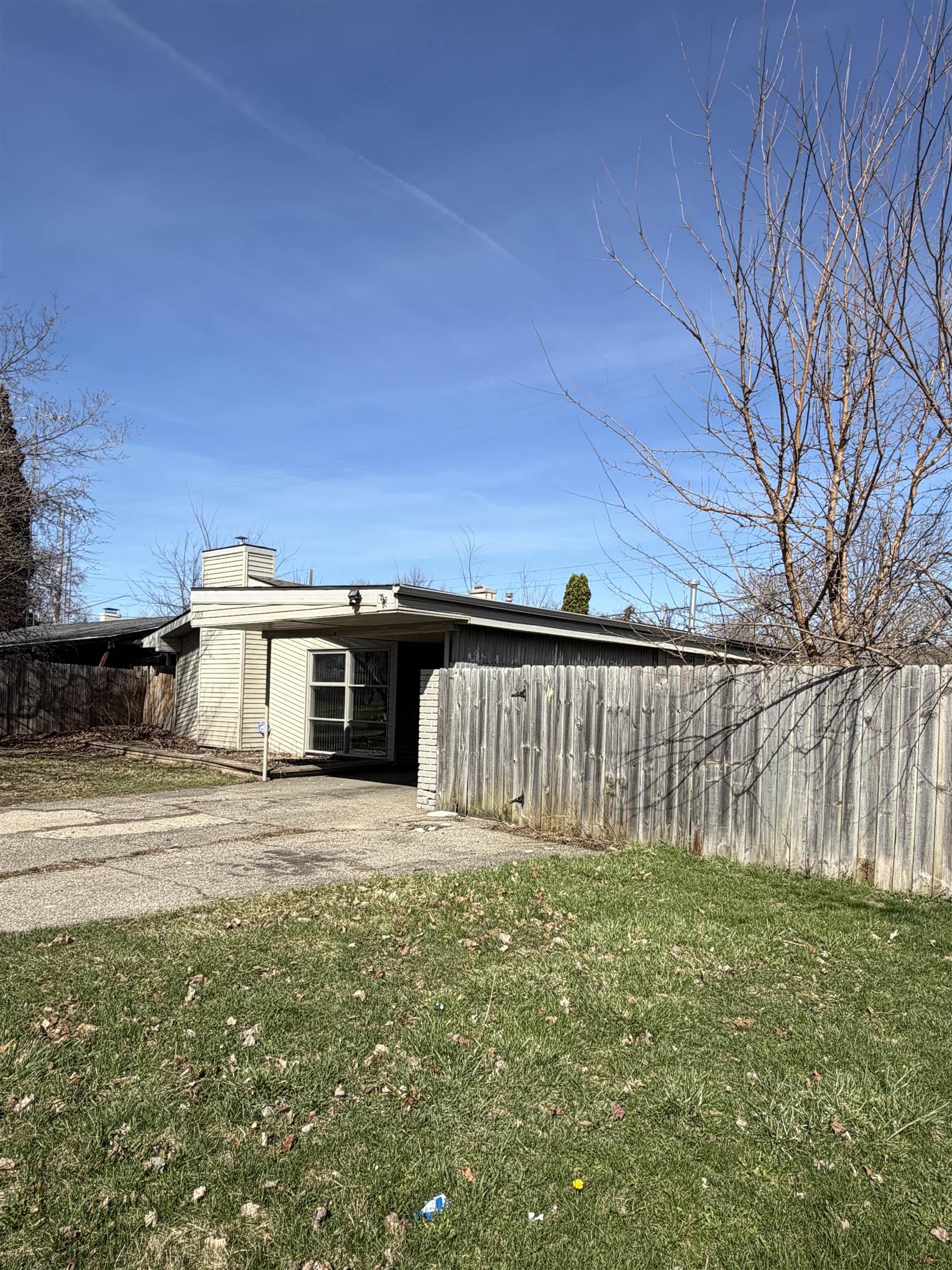 3713 Briarwood Drive, Flint, MI, 48507-1459