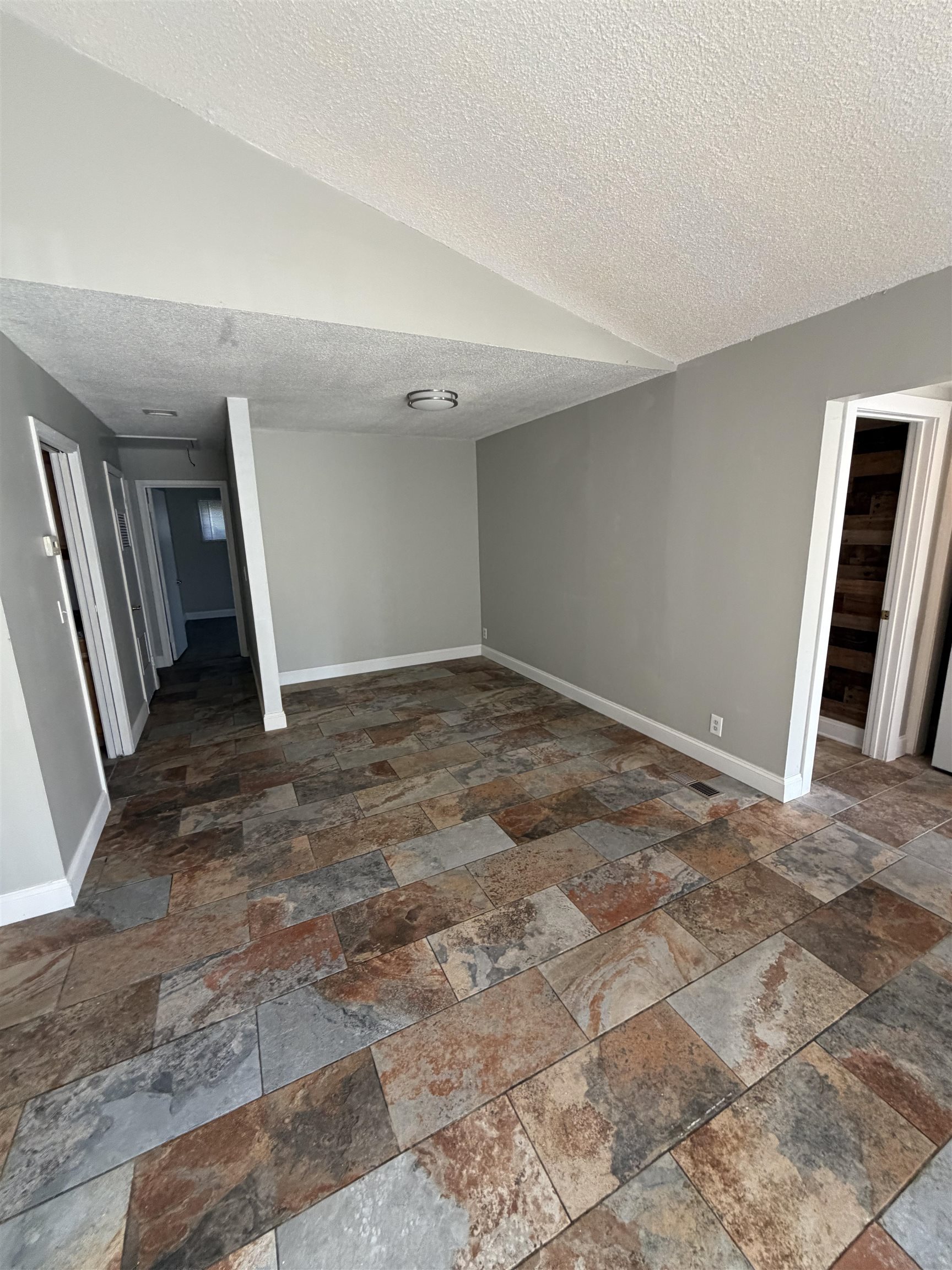 3713 Briarwood Drive, Flint, MI, 48507-1459