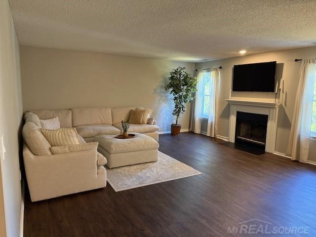 4984 Oak Hill Drive, Waterford, MI, 48329