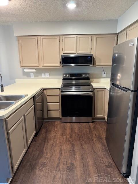 4984 Oak Hill Drive, Waterford, MI, 48329