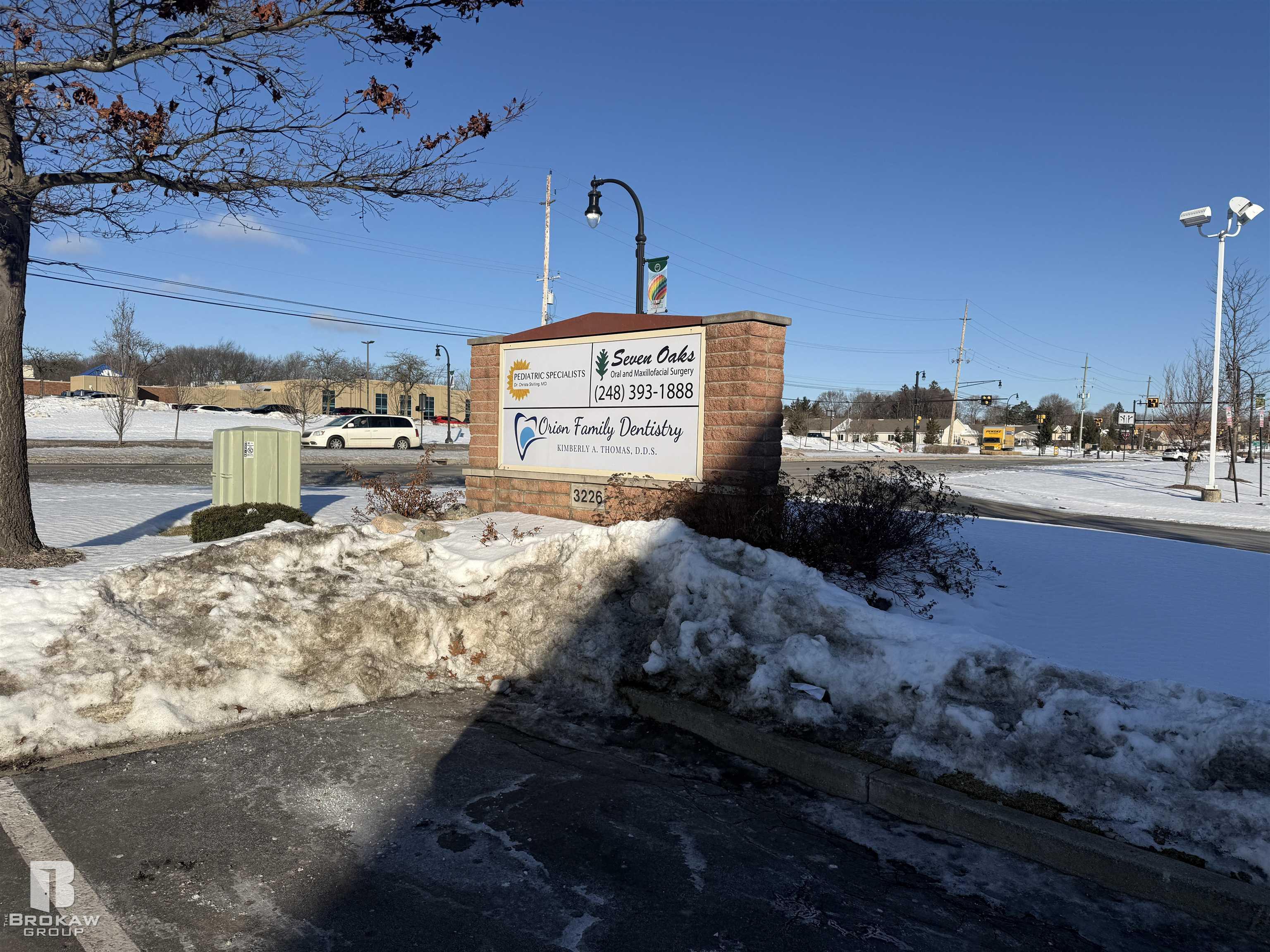 3226 Hidden Timber Drive, Lake Orion, MI, 48359