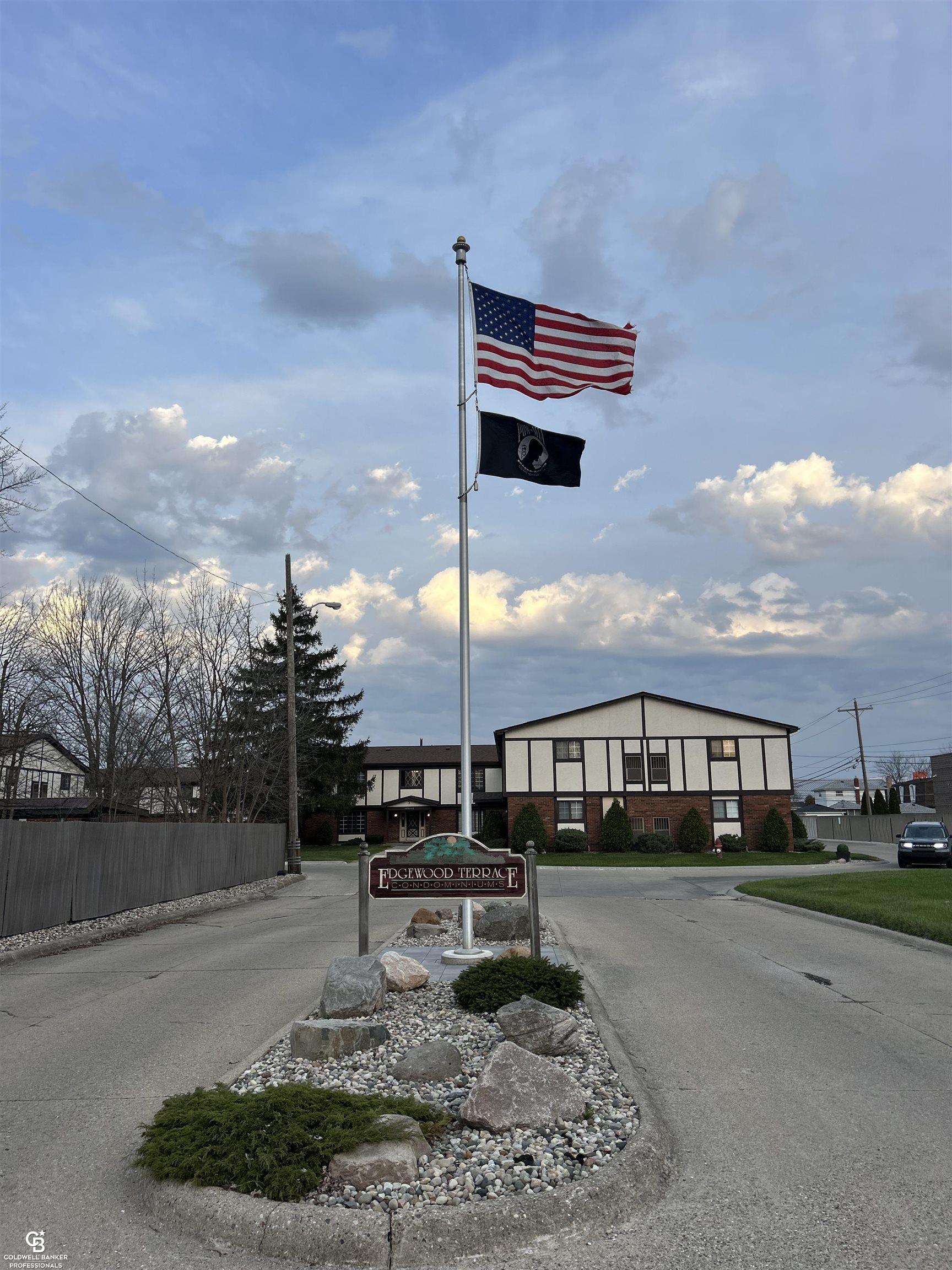 22835 Grove Road, Saint Clair Shores, MI, 48080