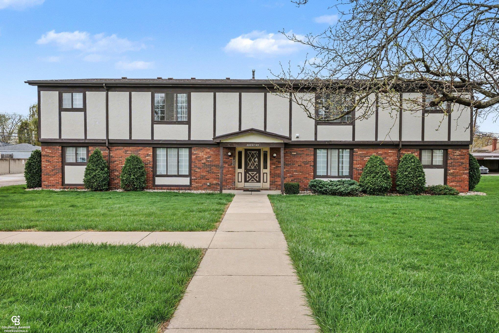 22835 Grove Road, Saint Clair Shores, MI, 48080