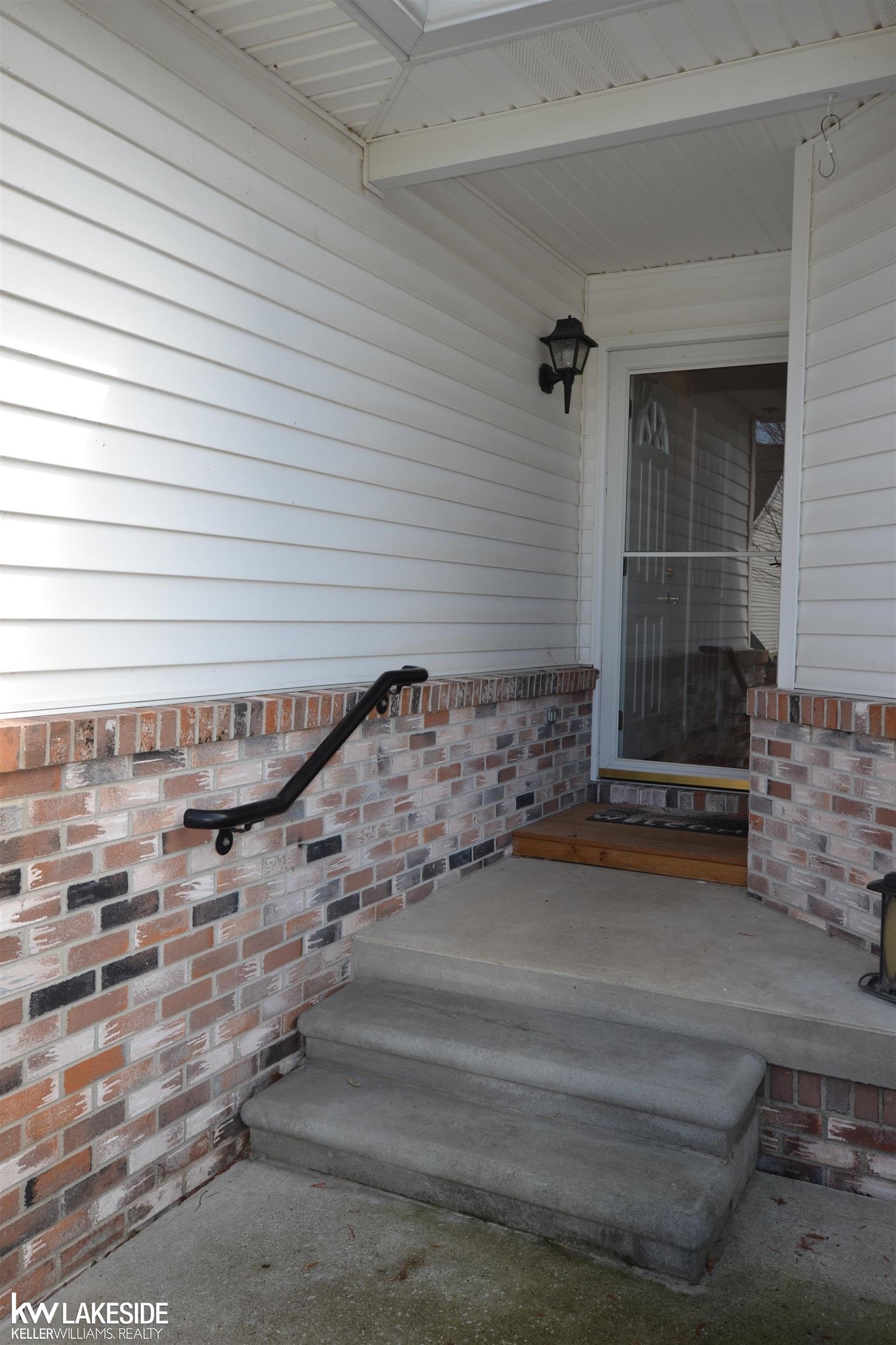 927 Lighthouse Drive, Marysville, MI, 48040