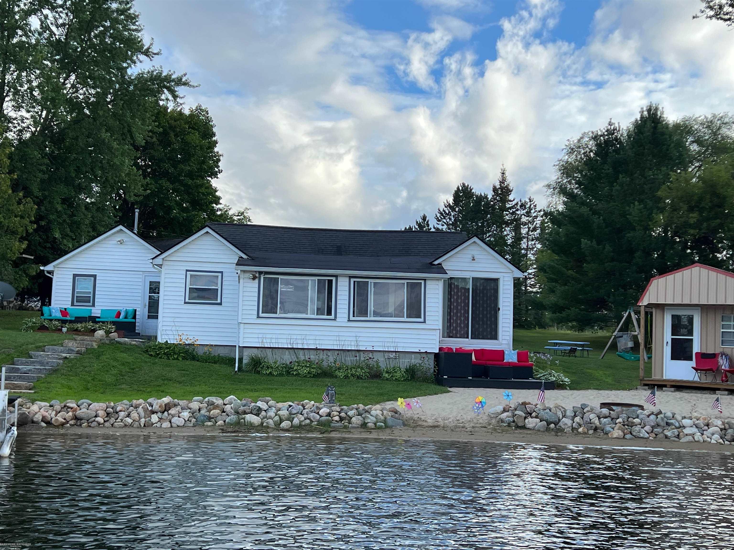 4978 Long Lake Road, Hale, MI, 48739