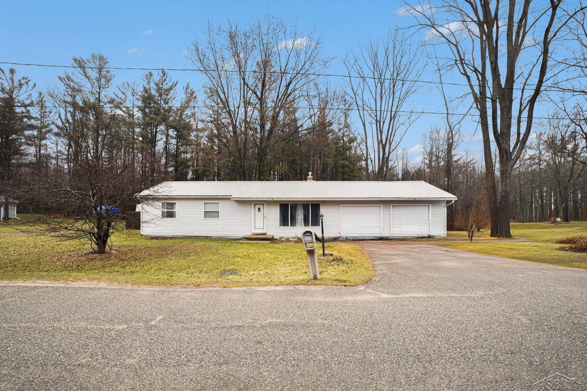 3305 Robertson Drive, Beaverton, MI, 48612