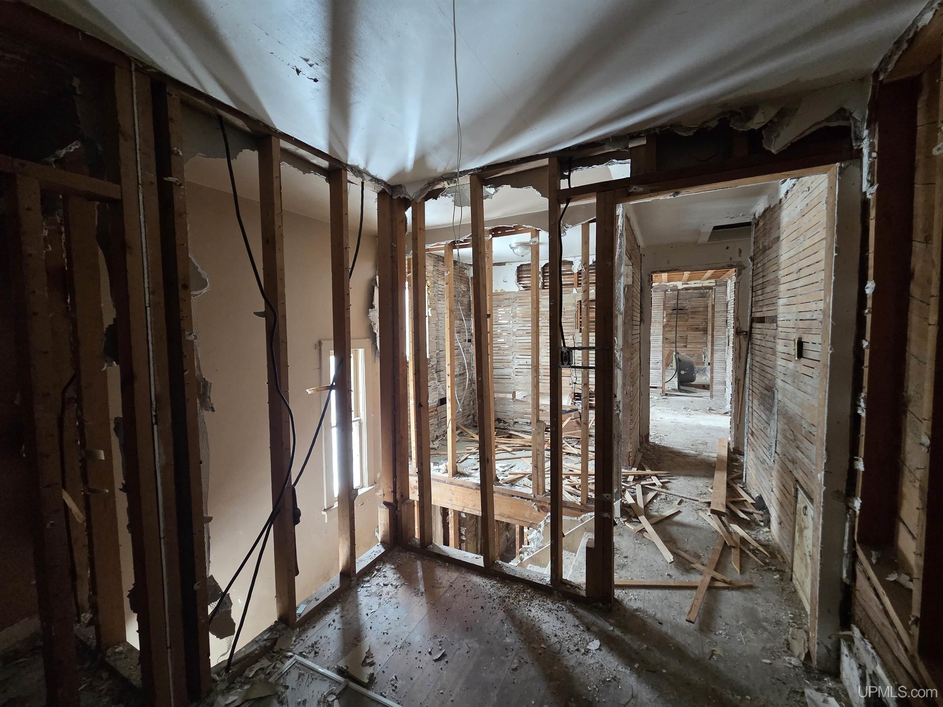 37 Allen Street, Iron River, MI, 49935