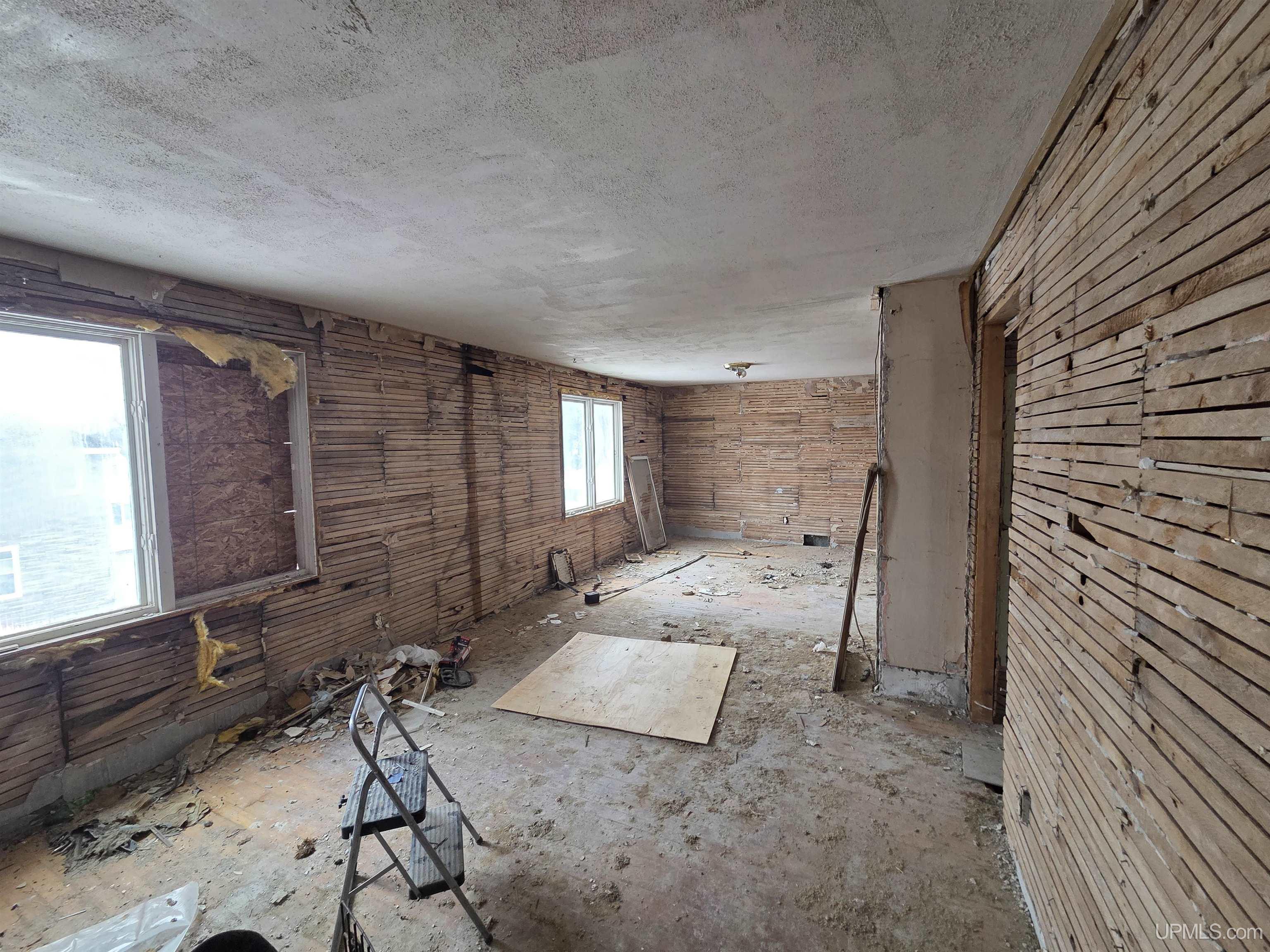 37 Allen Street, Iron River, MI, 49935