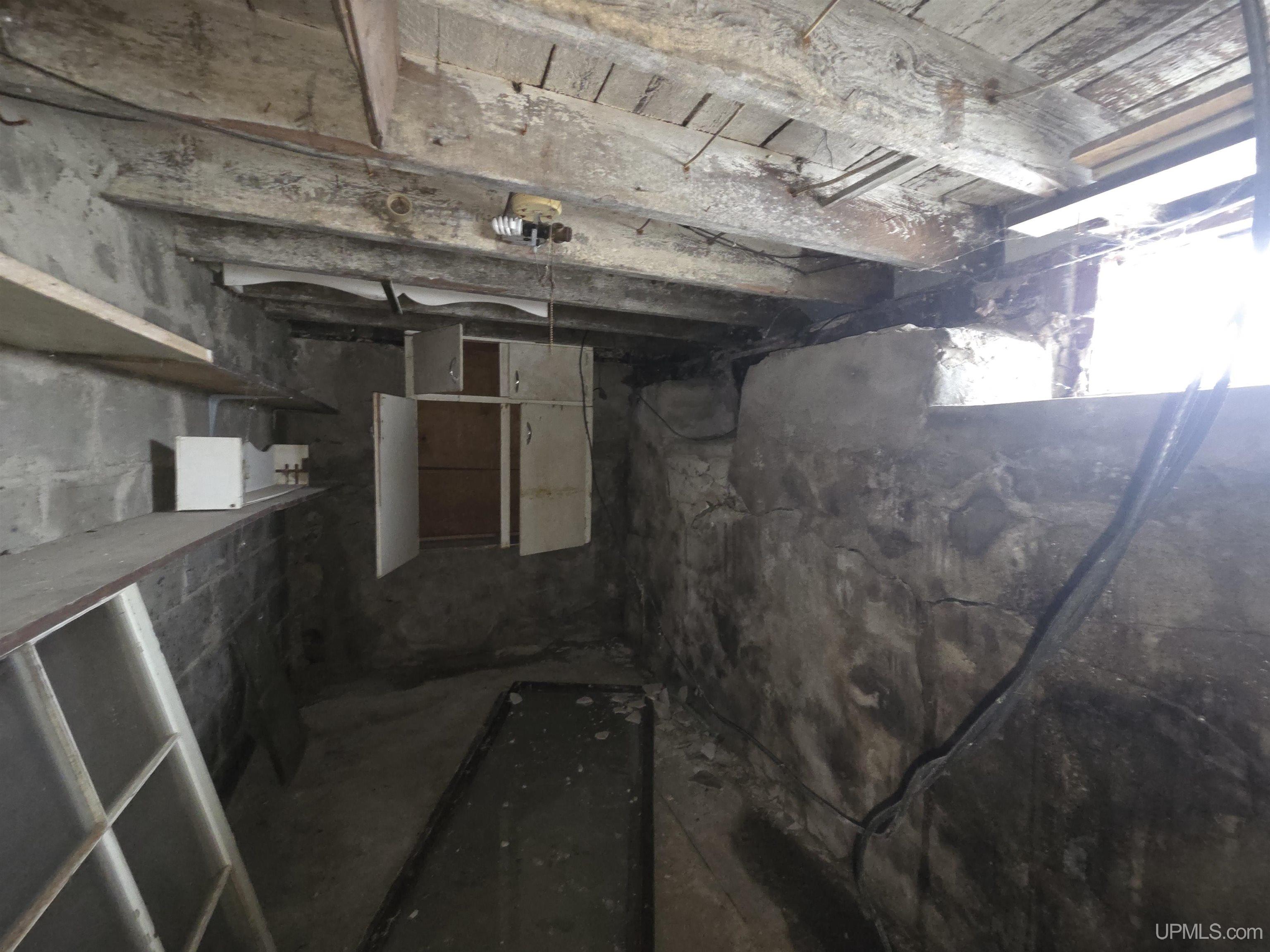 37 Allen Street, Iron River, MI, 49935