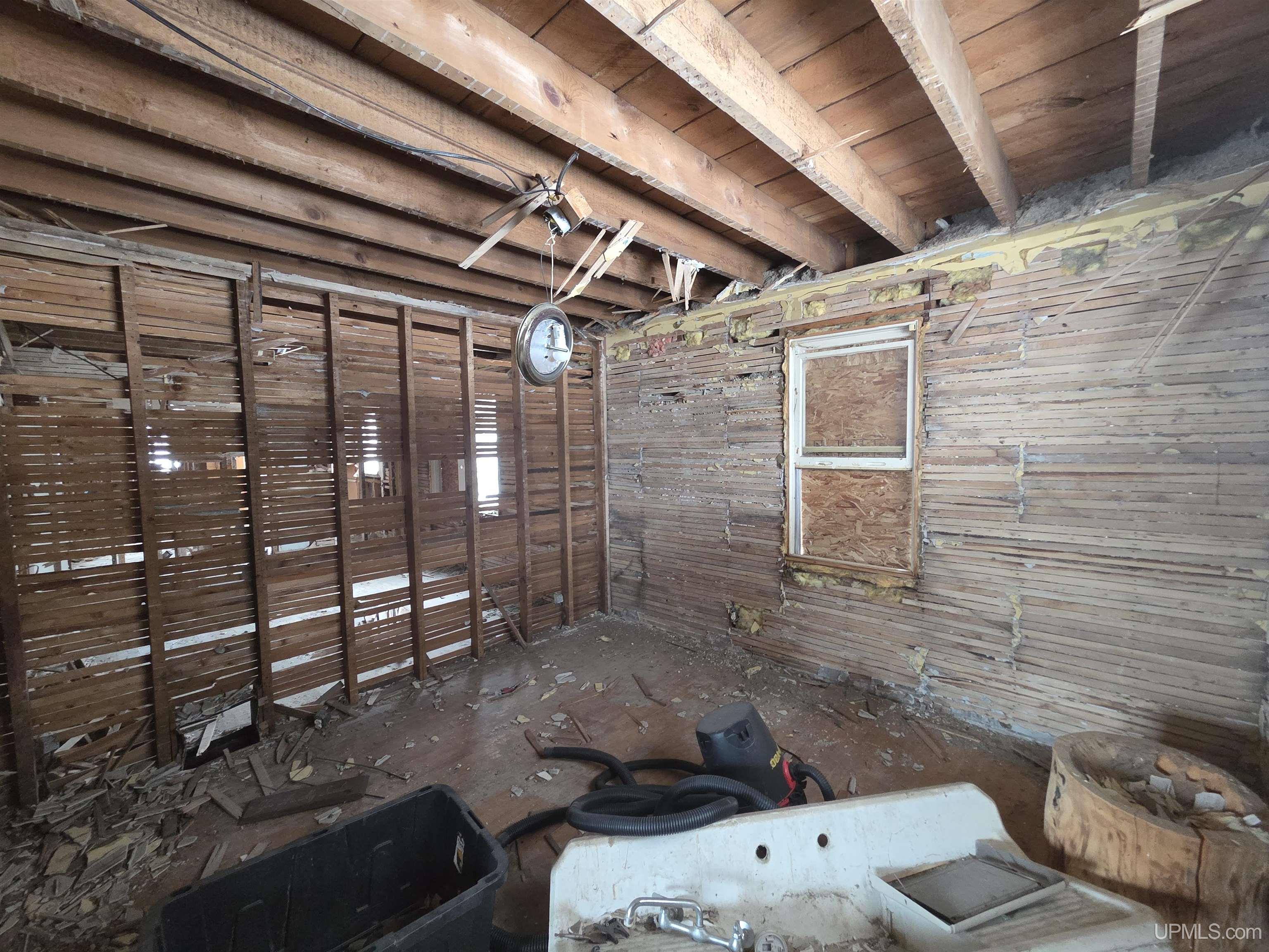 37 Allen Street, Iron River, MI, 49935