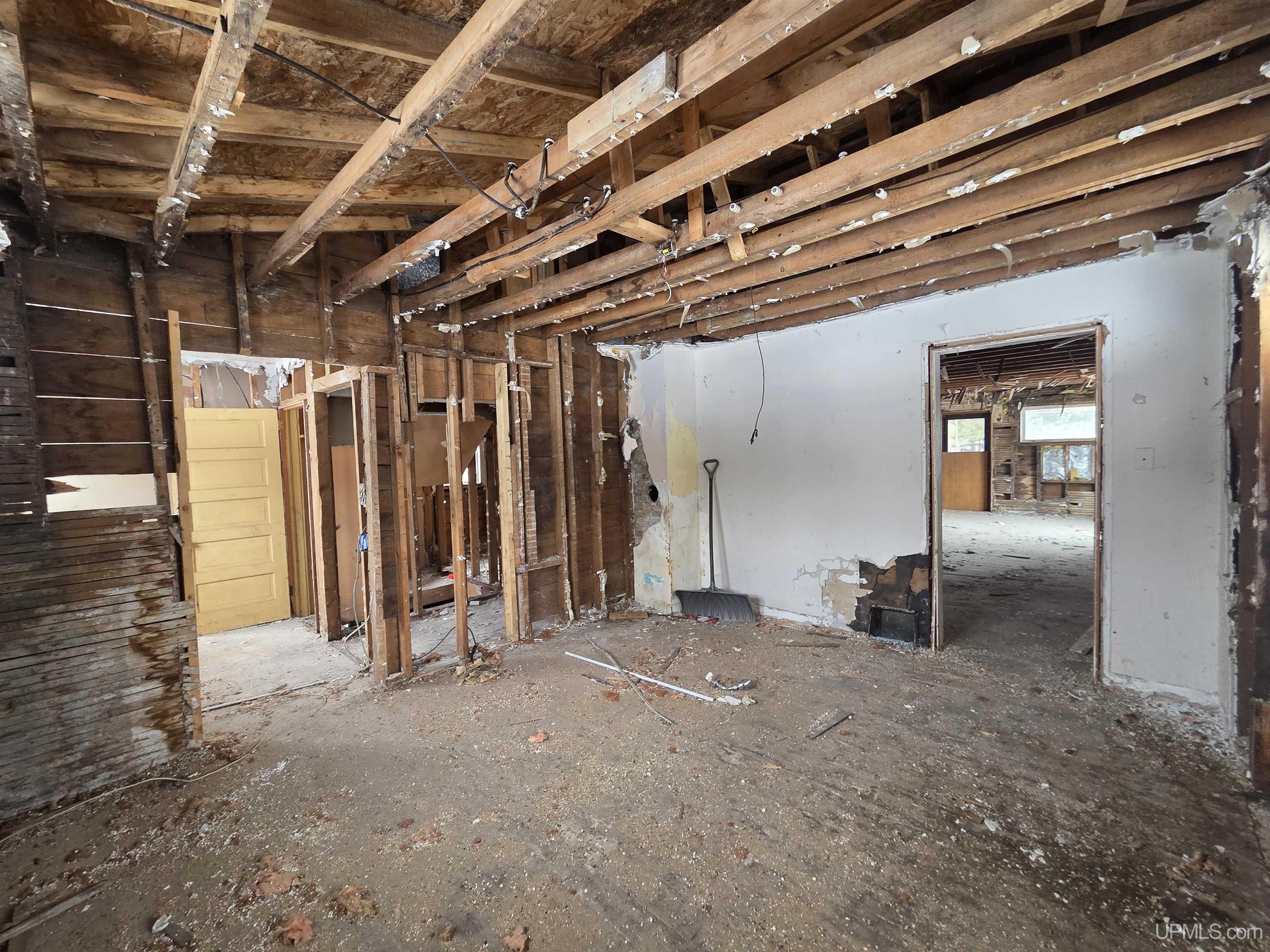 37 Allen Street, Iron River, MI, 49935