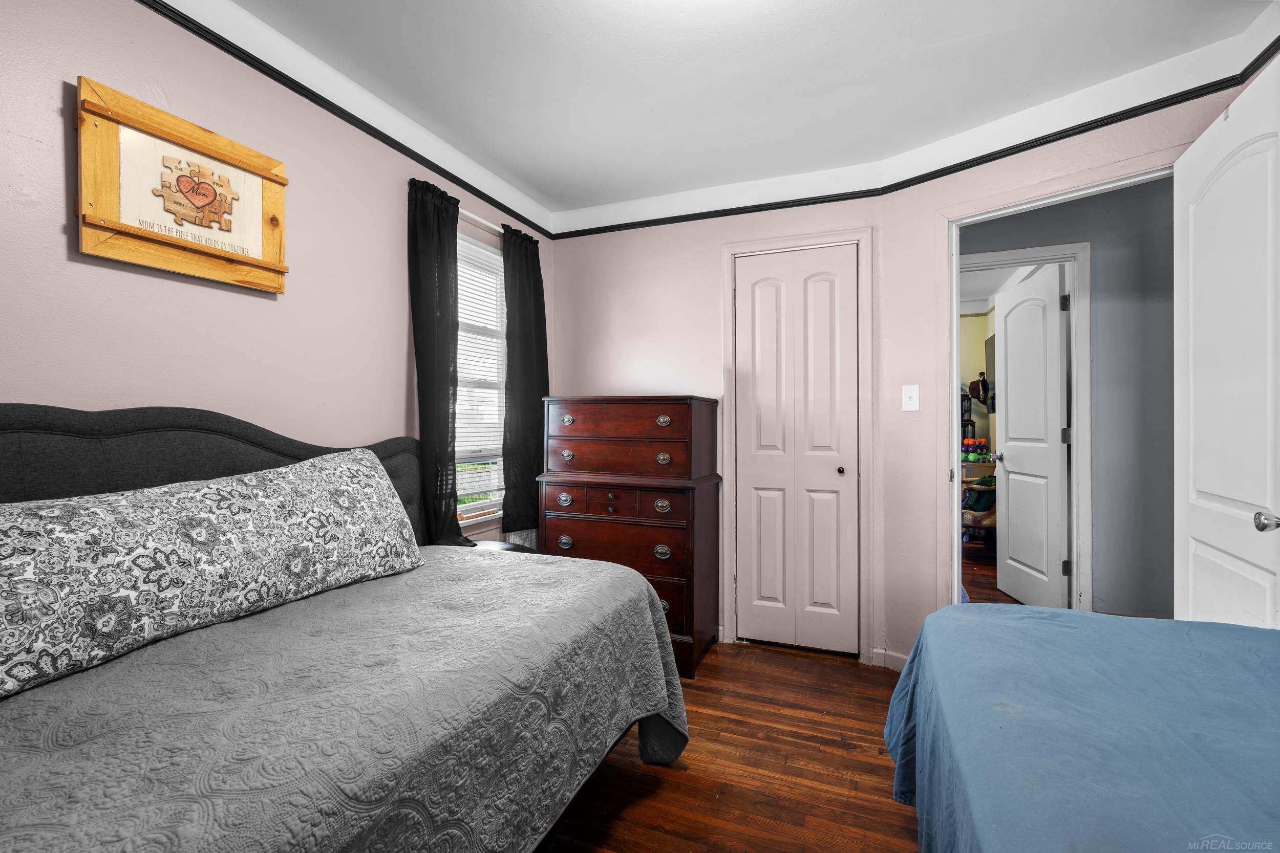 691 E Bennett Avenue, Ferndale, MI, 48220