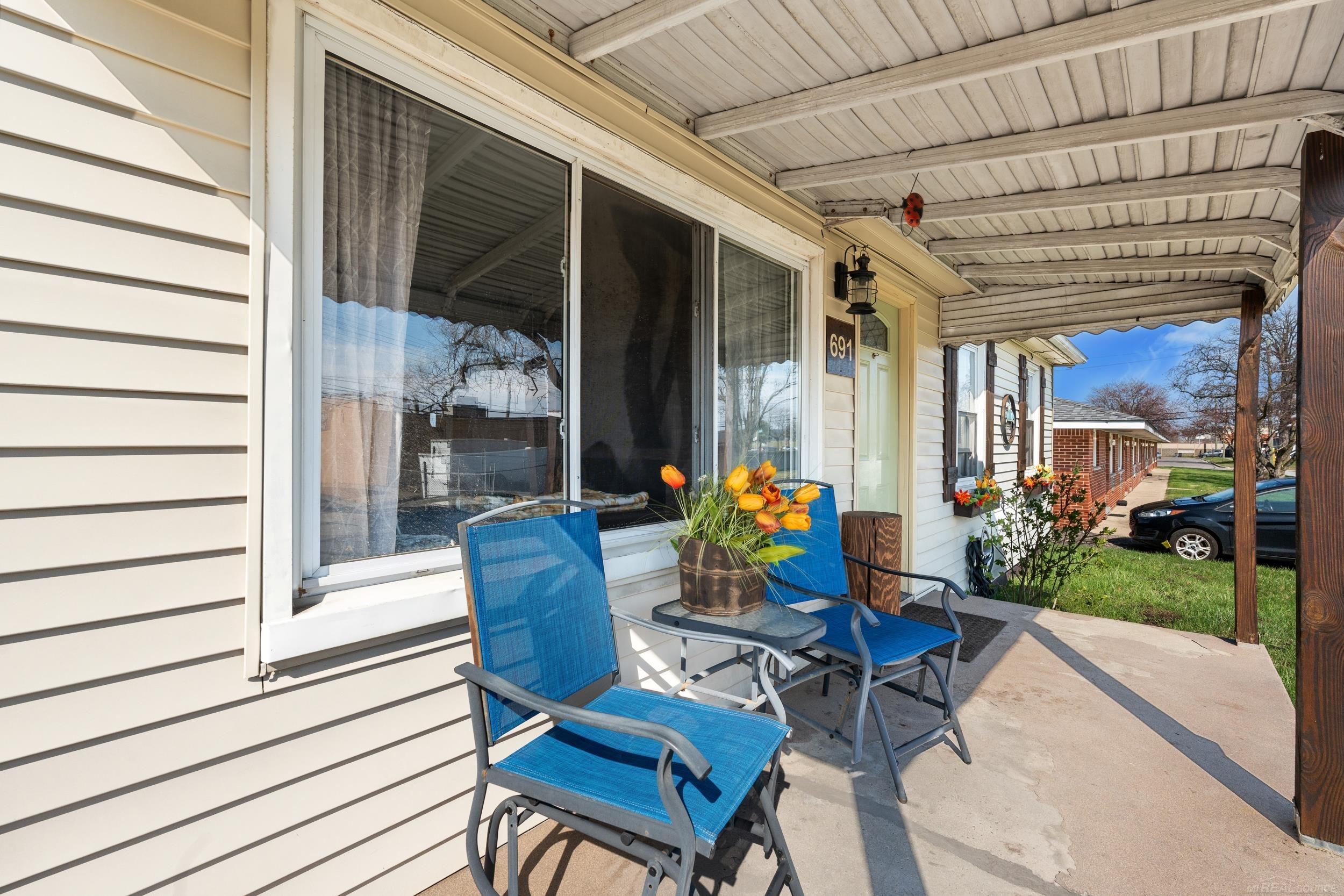 691 E Bennett Avenue, Ferndale, MI, 48220