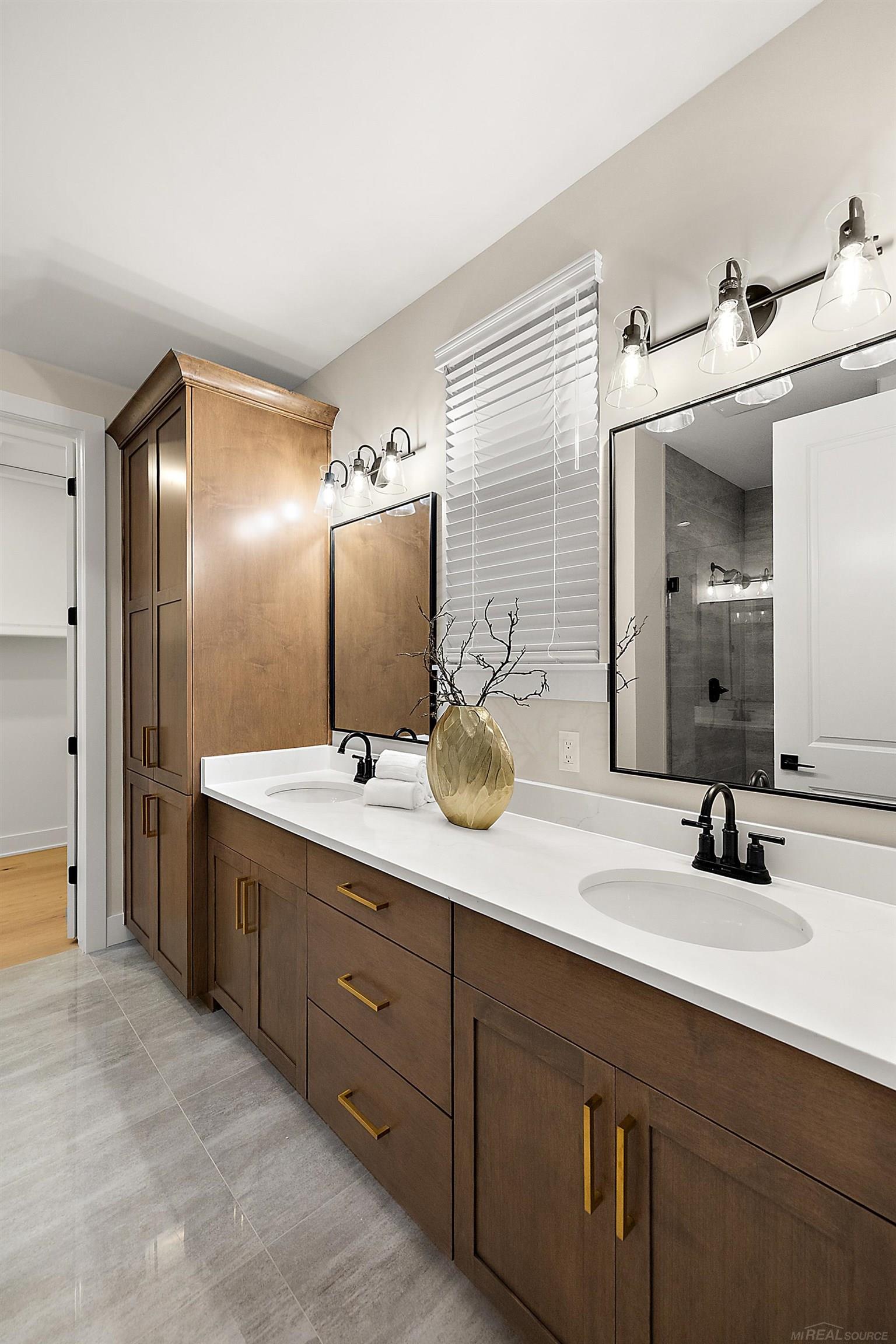 5920 Willow Grove Drive, Troy, MI, 48085