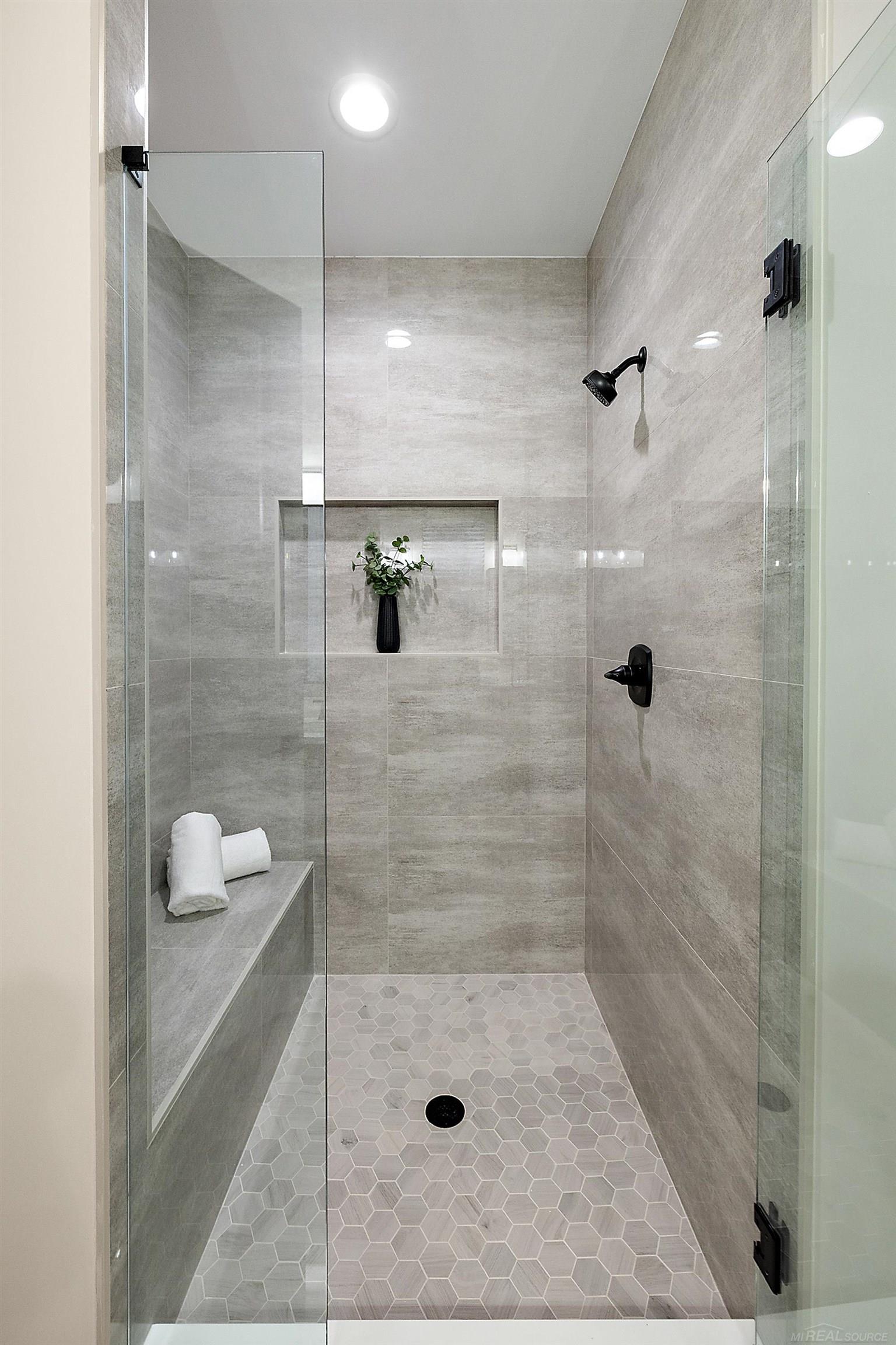 5920 Willow Grove Drive, Troy, MI, 48085