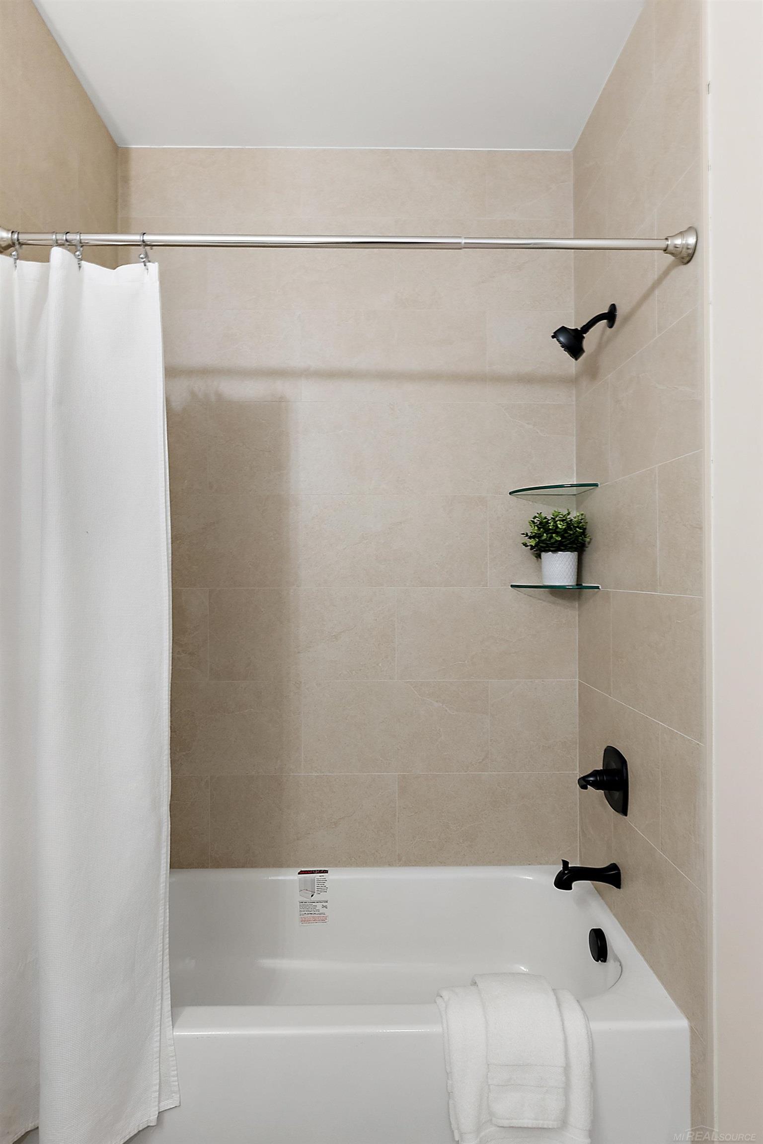 5920 Willow Grove Drive, Troy, MI, 48085