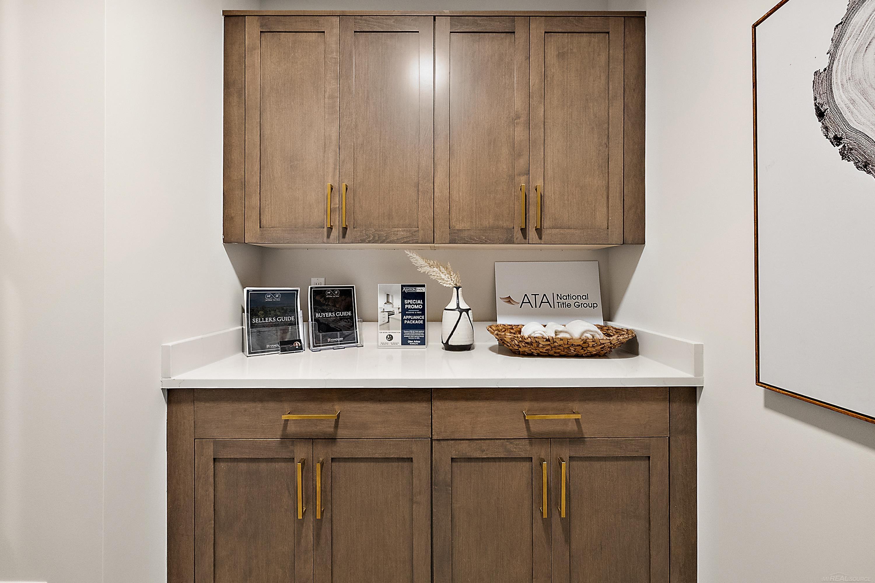 5920 Willow Grove Drive, Troy, MI, 48085