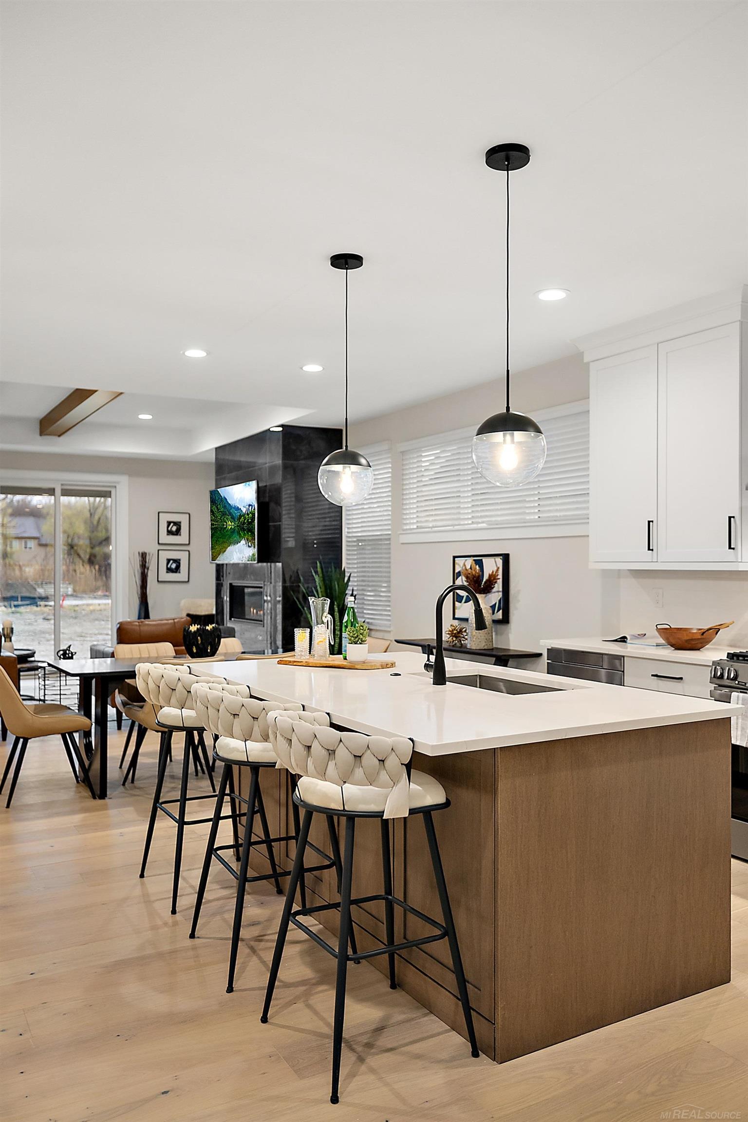 5920 Willow Grove Drive, Troy, MI, 48085