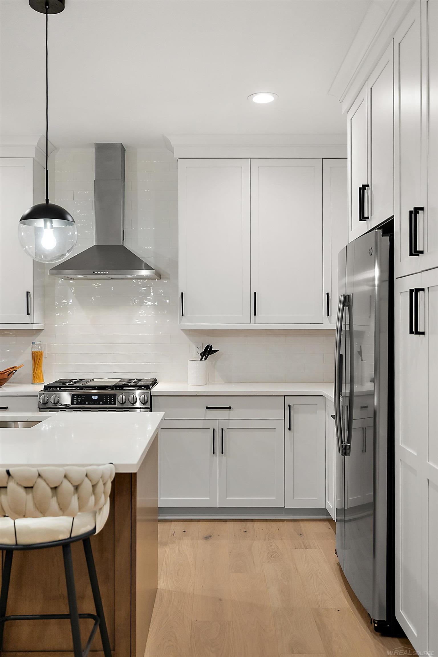 5920 Willow Grove Drive, Troy, MI, 48085