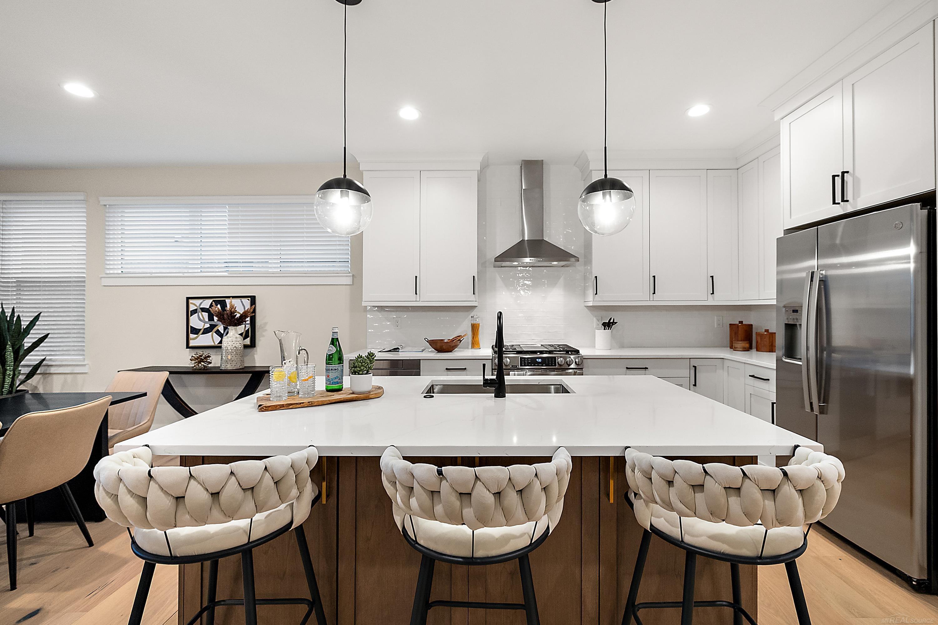 5920 Willow Grove Drive, Troy, MI, 48085