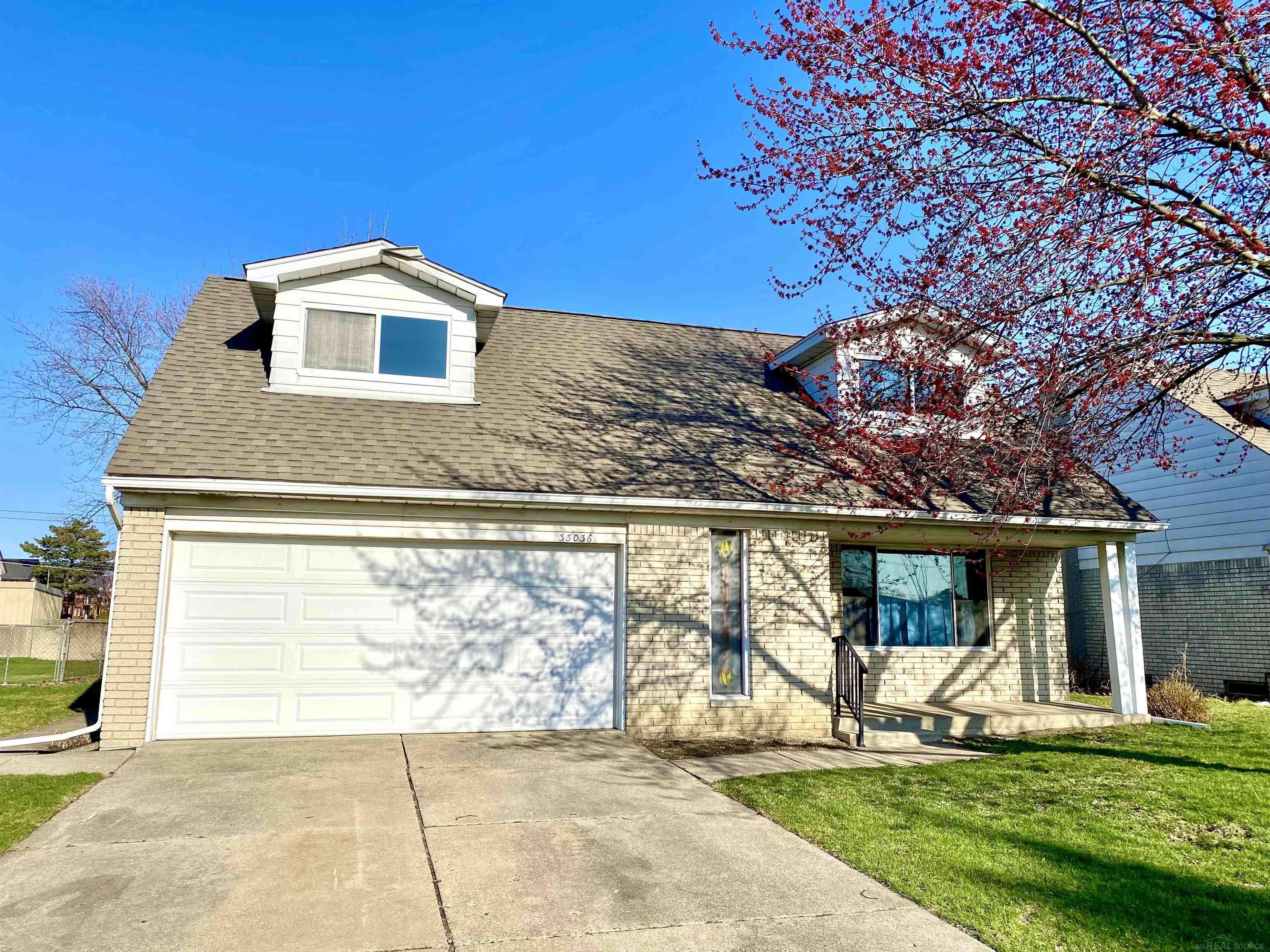 33036 Richard O Drive, Sterling Heights, MI, 48310-6114