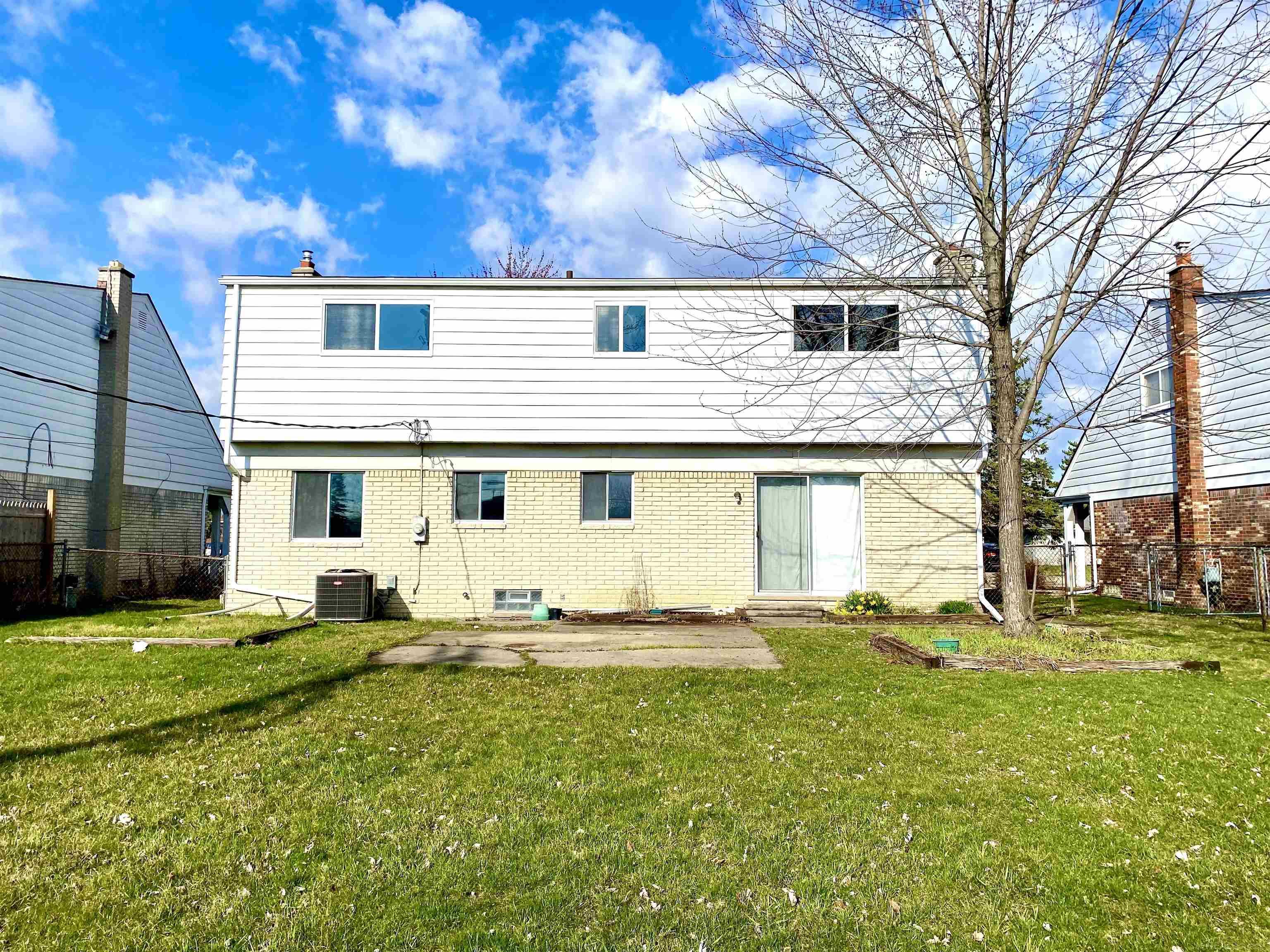 33036 Richard O Drive, Sterling Heights, MI, 48310-6114