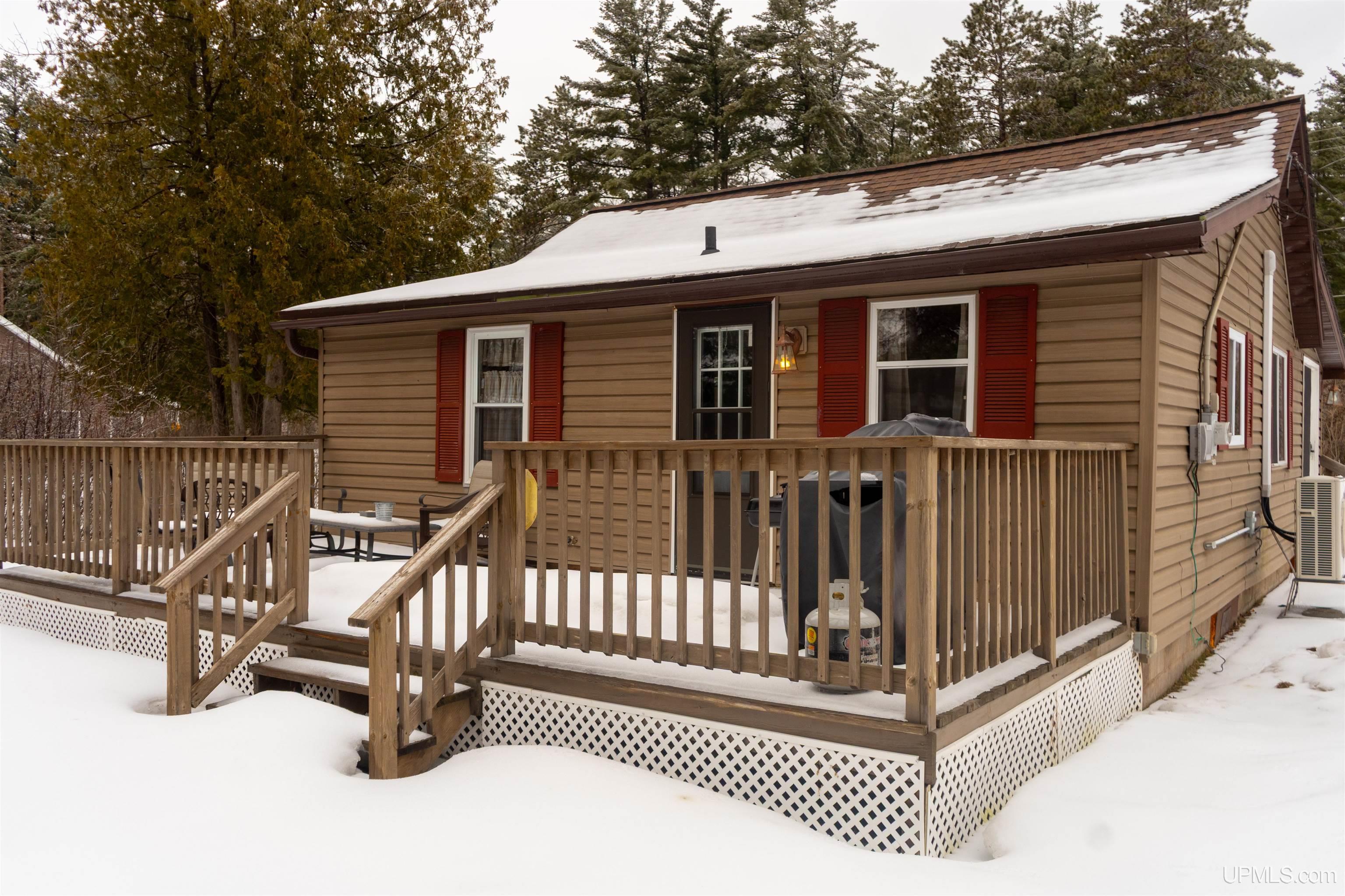 N3355 Quinnesec Lake Antoine Road, Iron Mountain, MI, 49801