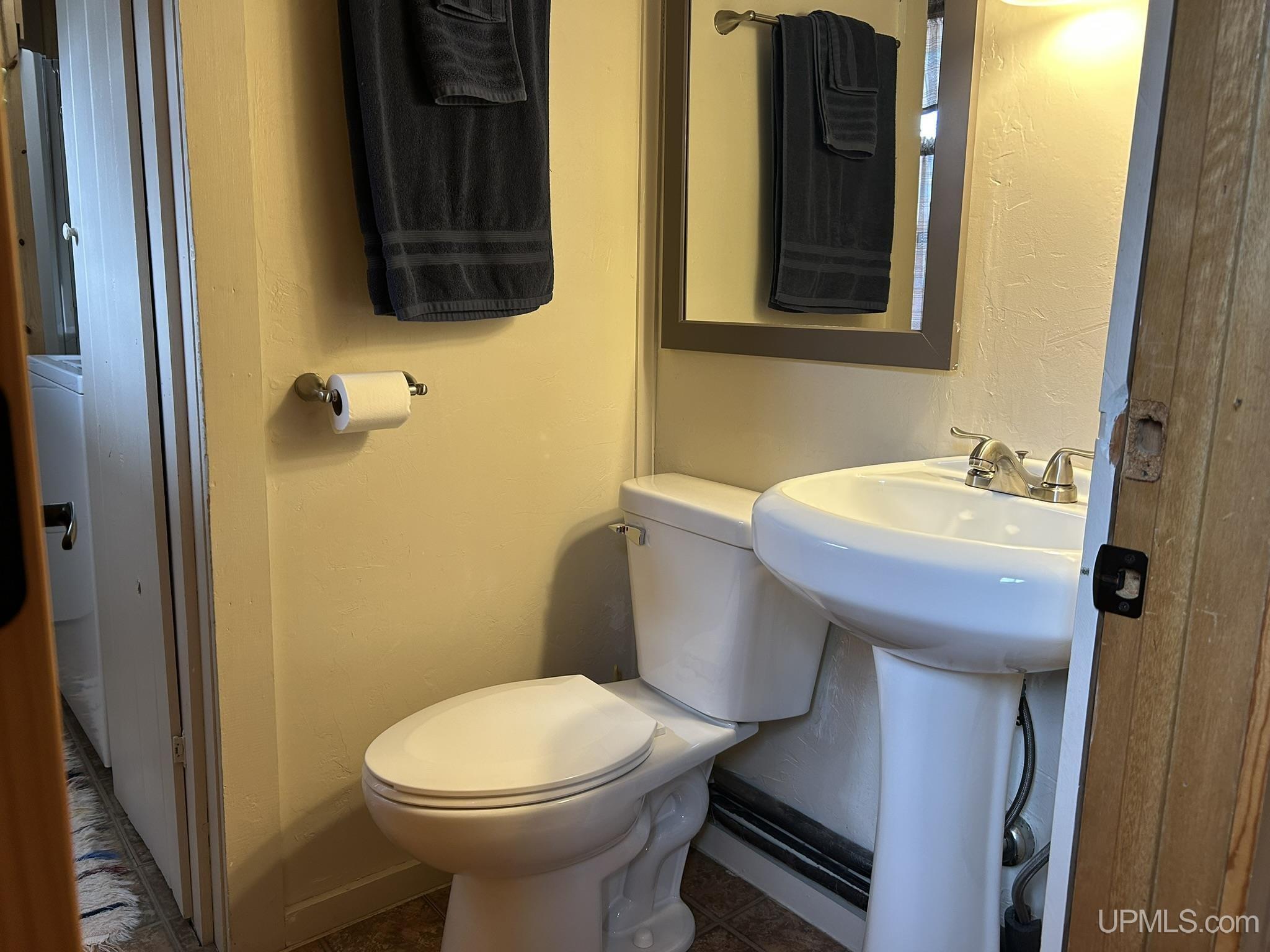 N3355 Quinnesec Lake Antoine Road, Iron Mountain, MI, 49801