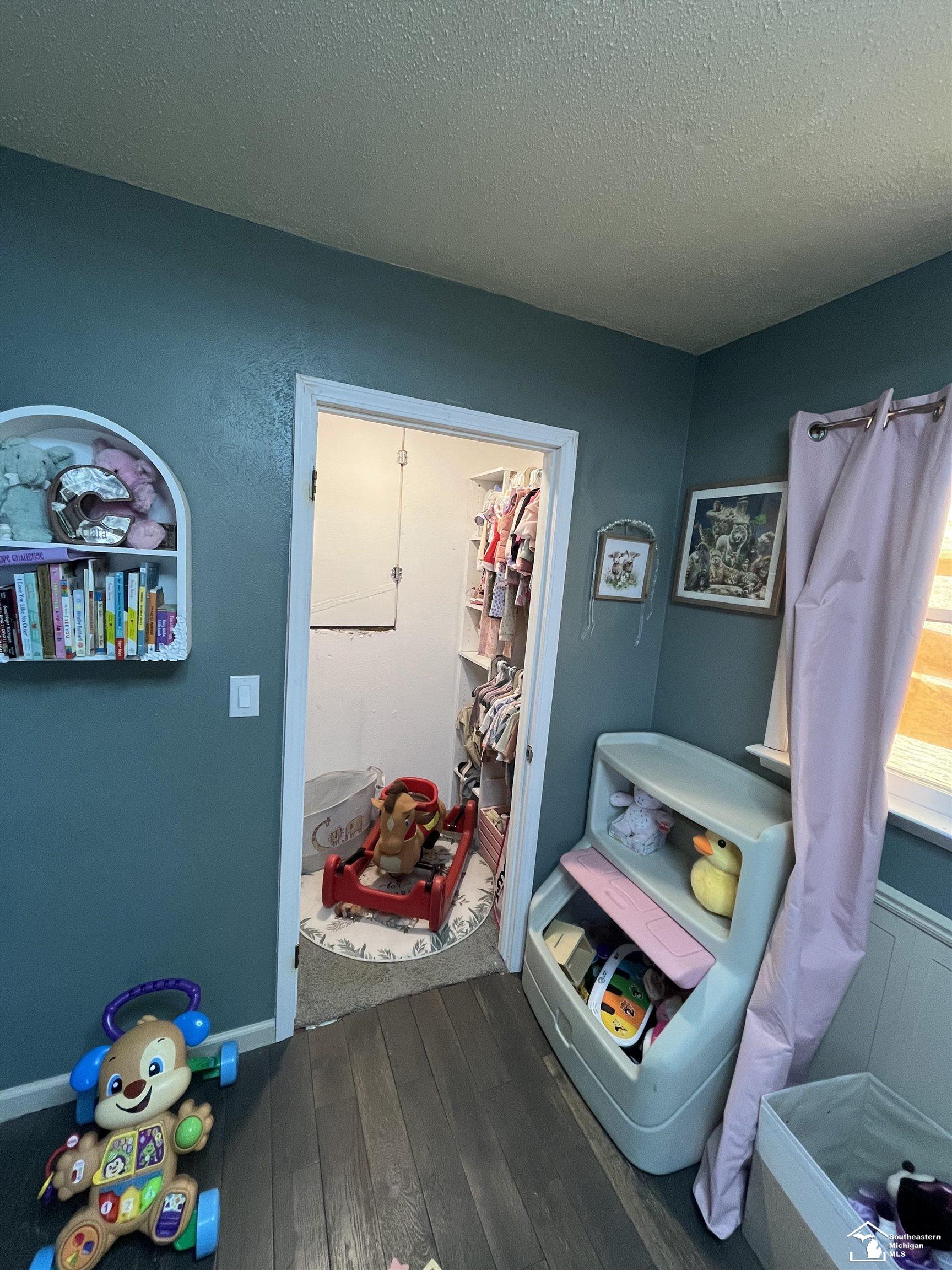 7252 Douglas Road, Lambertville, MI, 48144