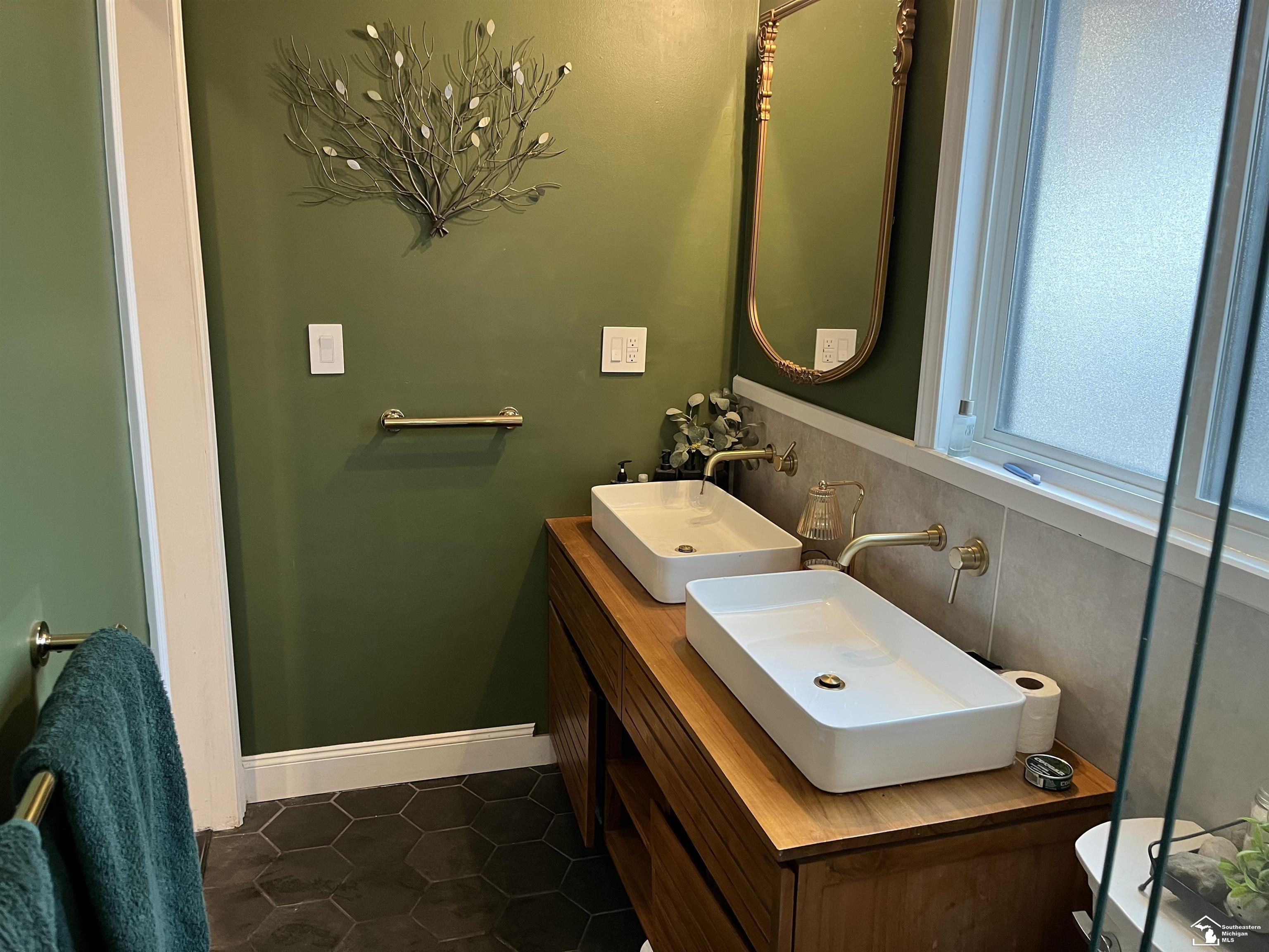 7252 Douglas Road, Lambertville, MI, 48144