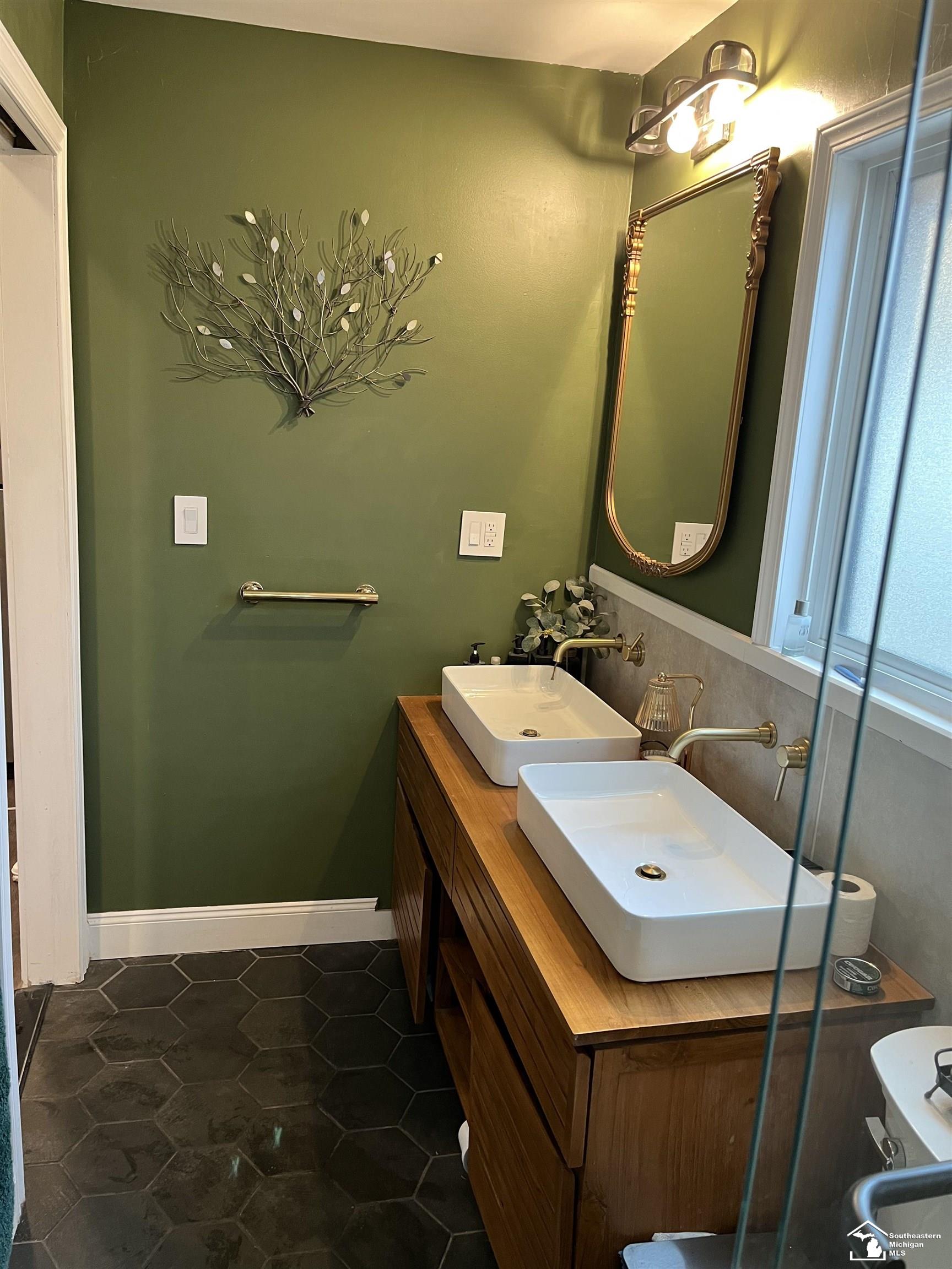 7252 Douglas Road, Lambertville, MI, 48144