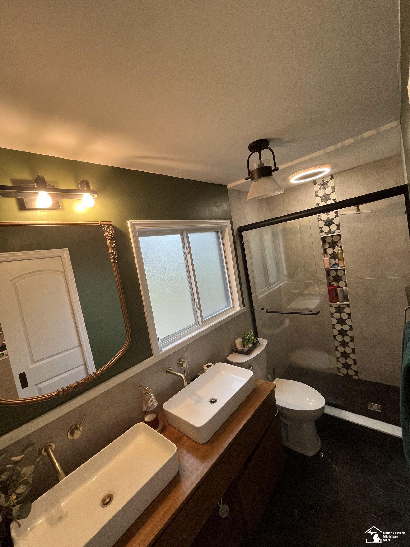 7252 Douglas Road, Lambertville, MI, 48144