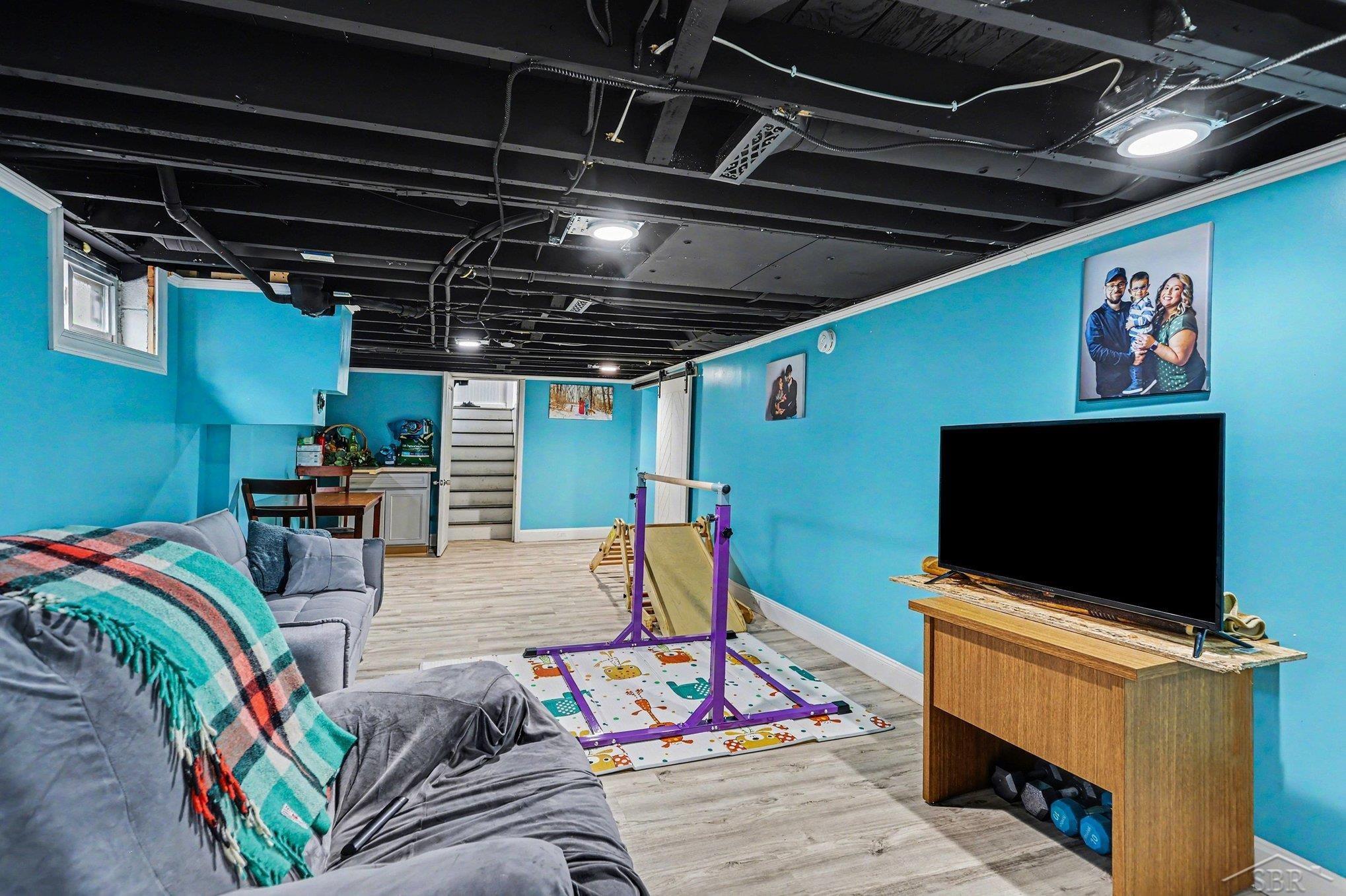 6966 Wallace Drive, Saginaw, MI, 48609