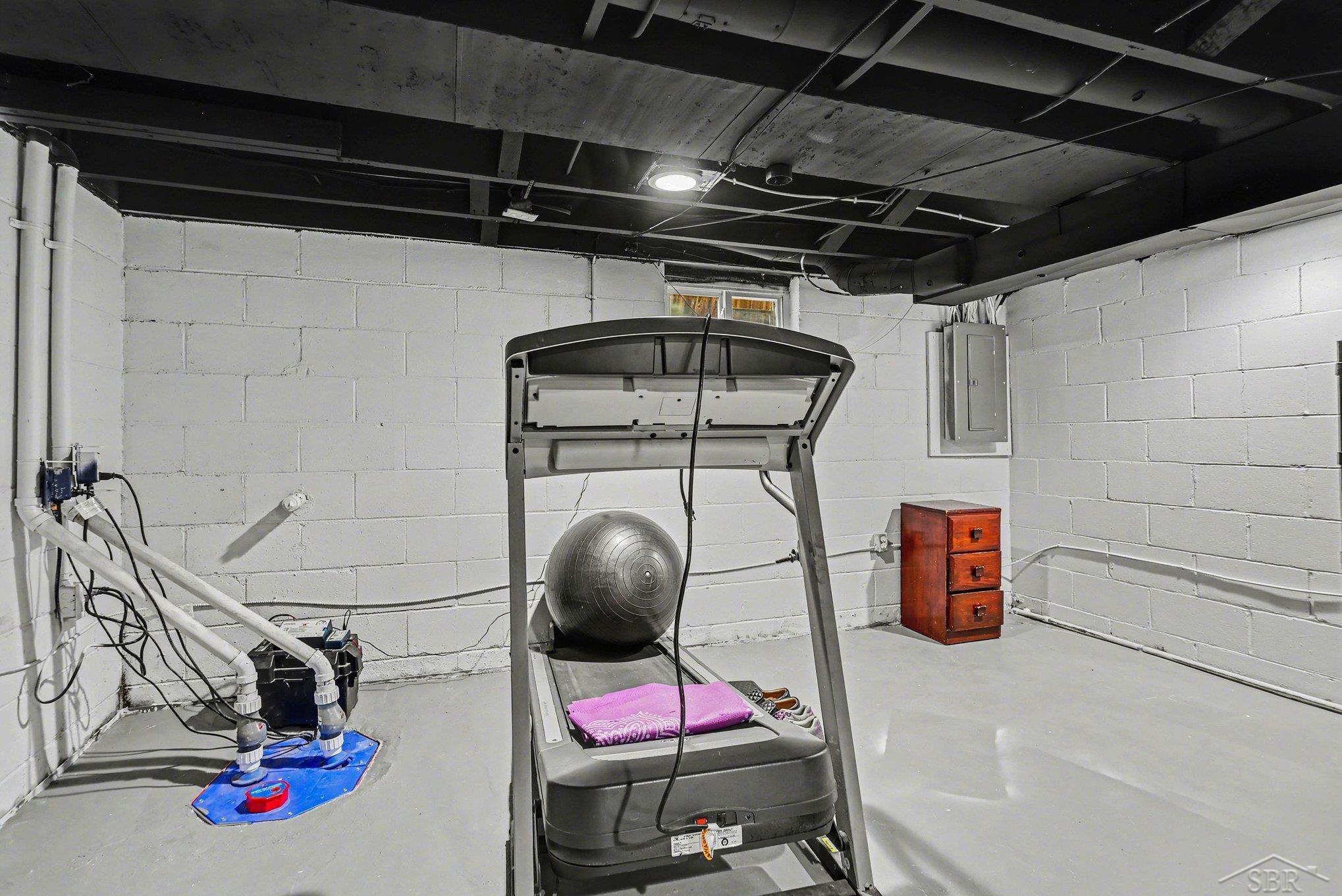 6966 Wallace Drive, Saginaw, MI, 48609