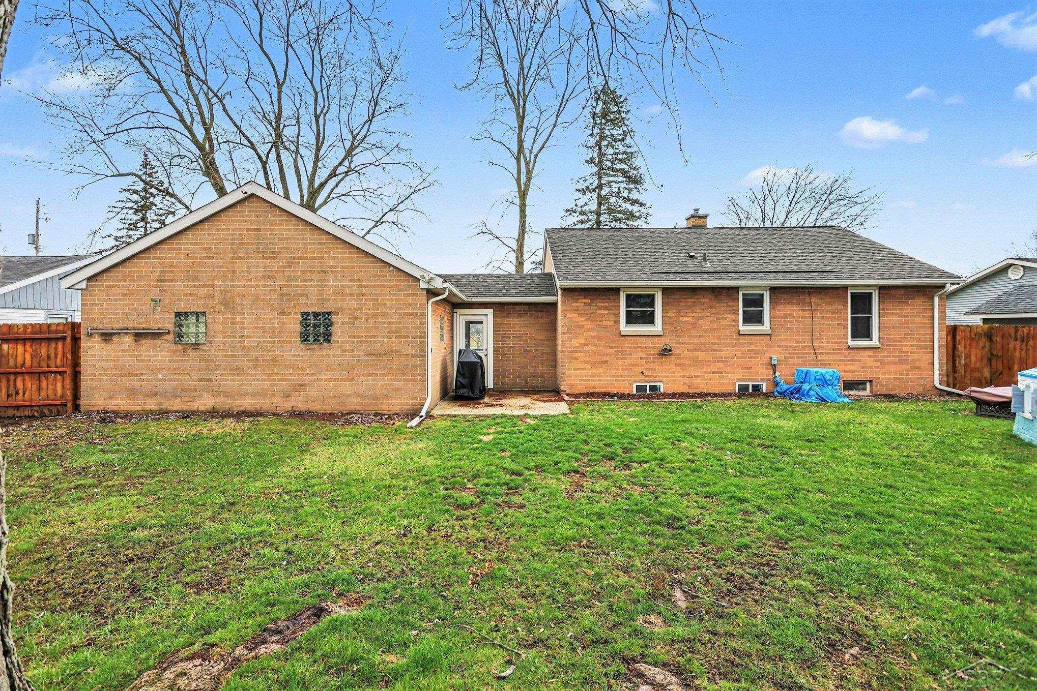 6966 Wallace Drive, Saginaw, MI, 48609